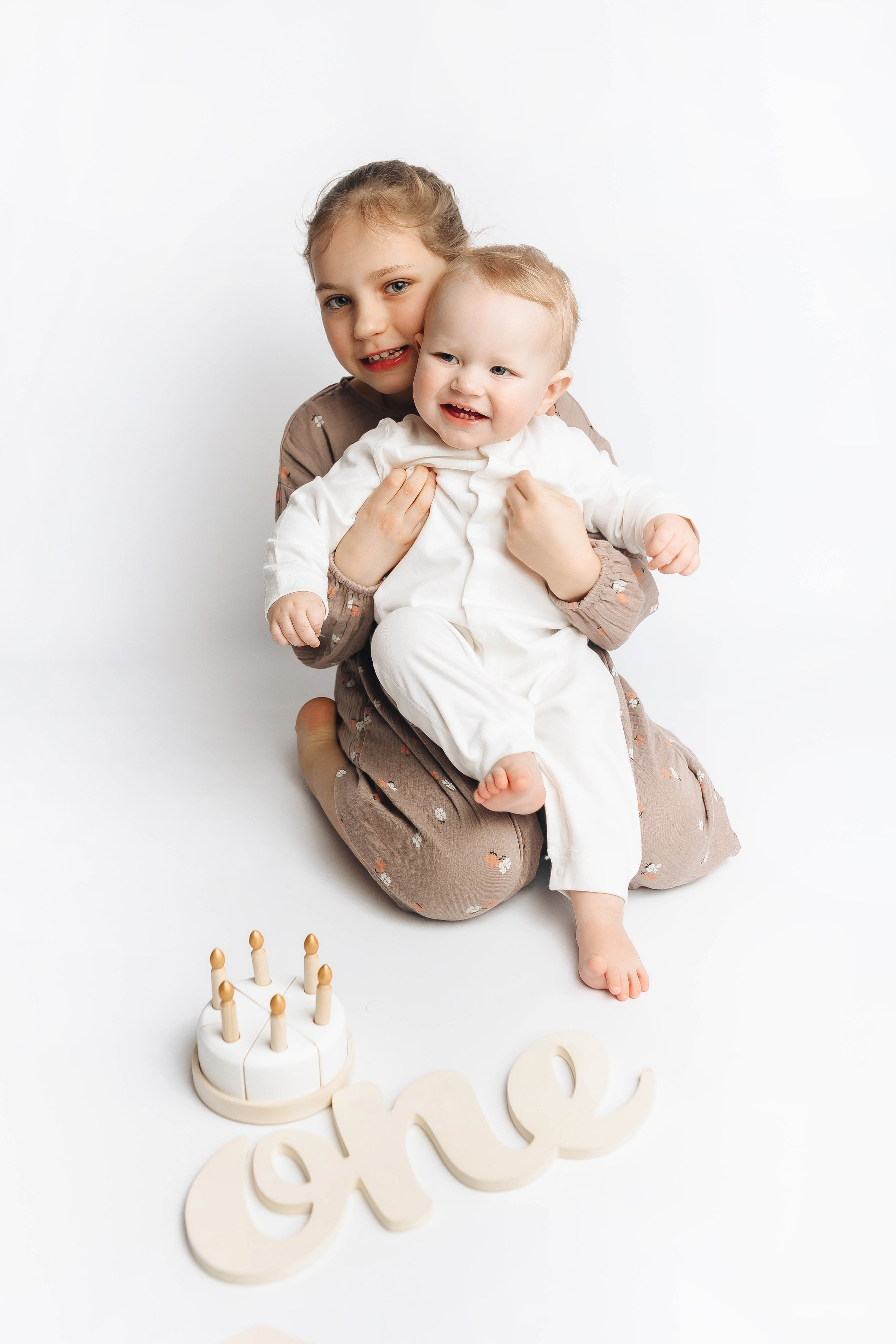 Семейные фото на годиках. Фотограф новорожденных Серпухов, Протвино, Москва I Марина Бурмистрова