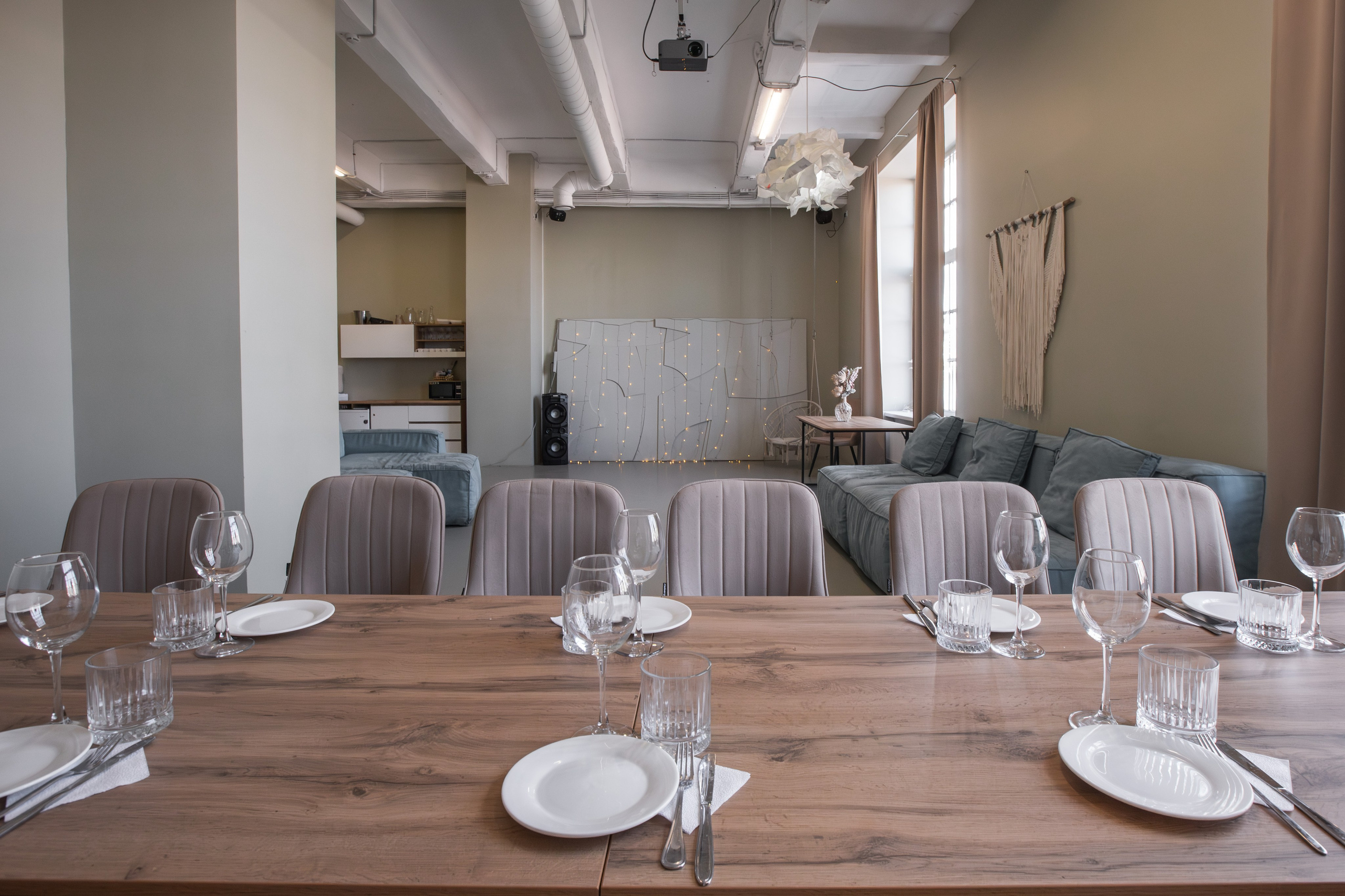 Mr. Boho (лето). Аренда лофта в СПб для мероприятий