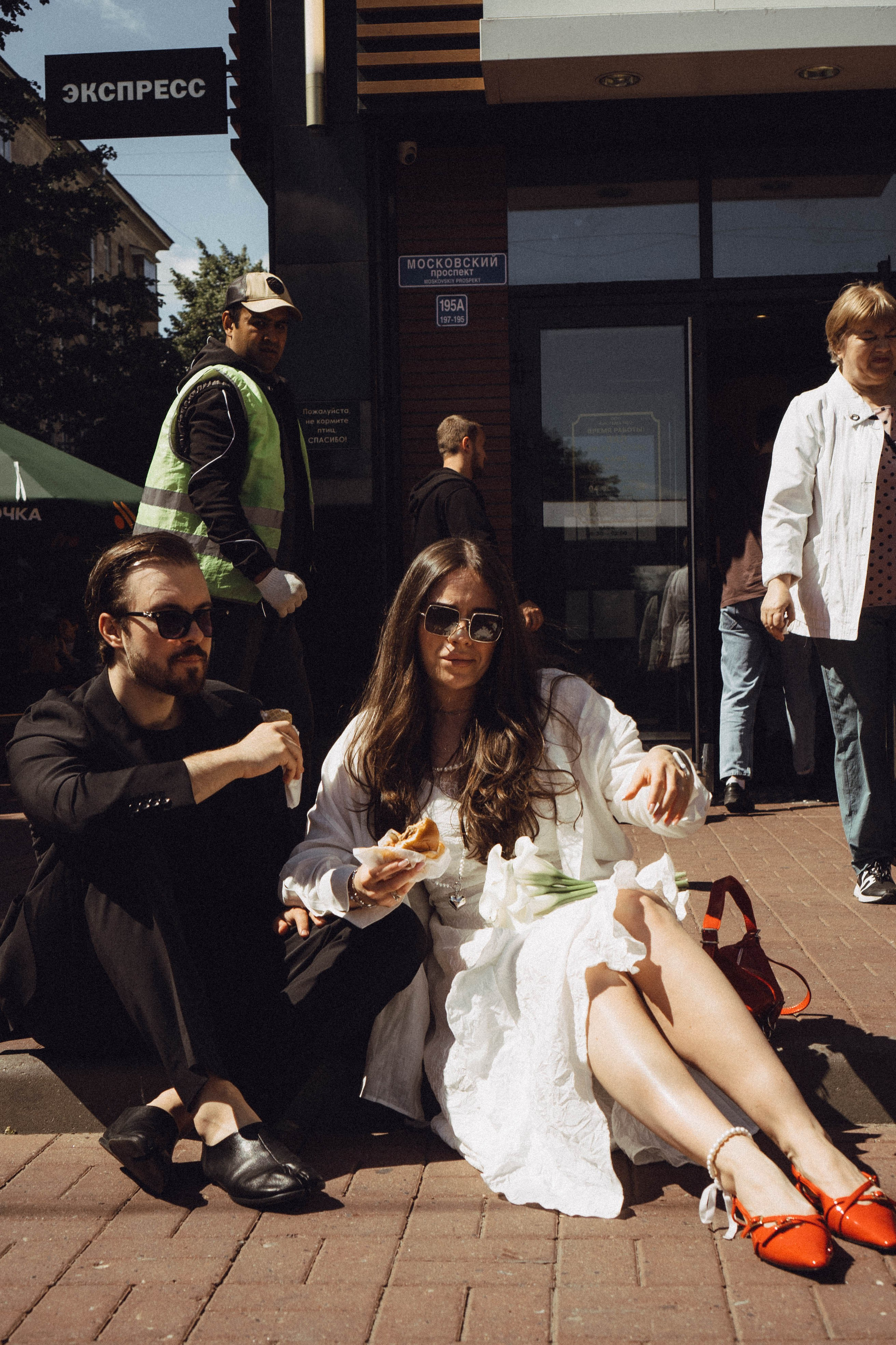 СВАДЕБНАЯ СЬЕМКА В ПАРКЕ ПОБЕДЫ И ПРОГУЛКА ПО МОСКОВСКОМУ ПРОСПЕКТУ. Профессиональный фотограф, Санкт-Петербург — Виктория Богомолова
