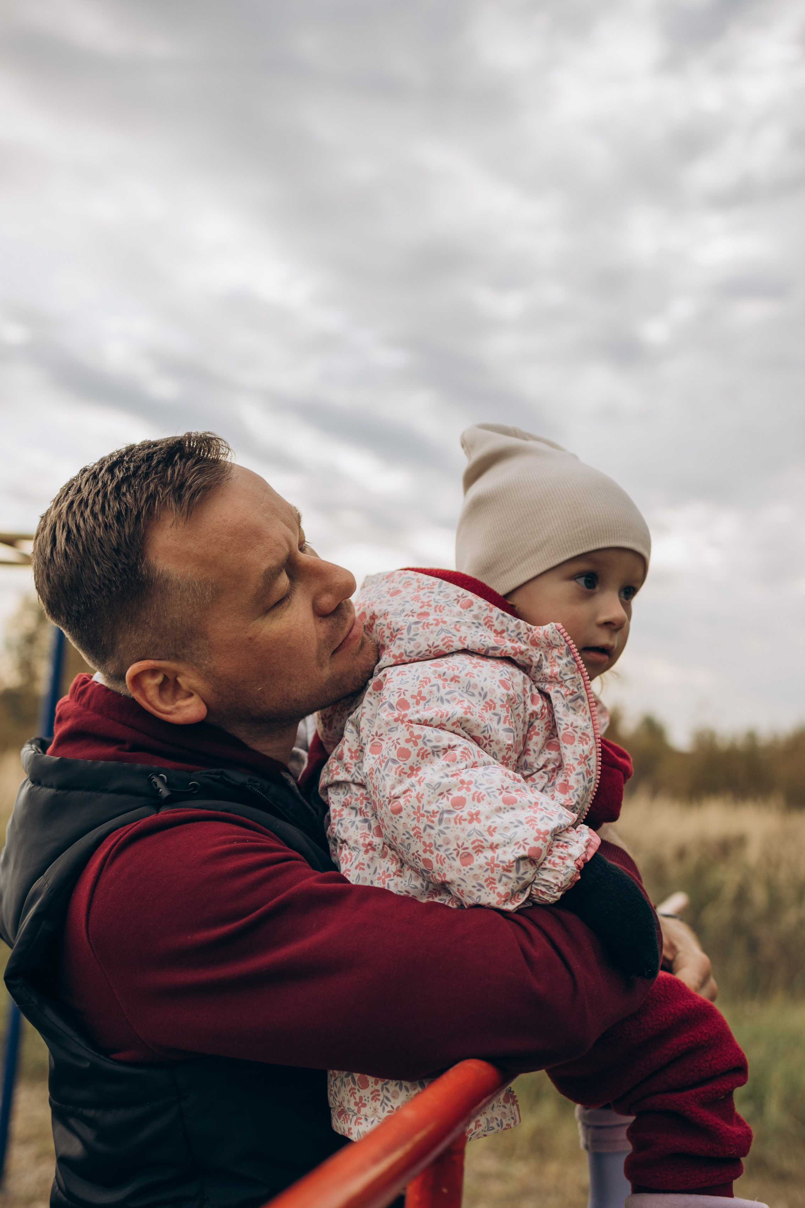 Летучий змей-семейная (4.10.2025 г.) г. Жуков (Калужская обл.). Надежда Стар семейный и церковный фотограф в Жукове и Калужской области