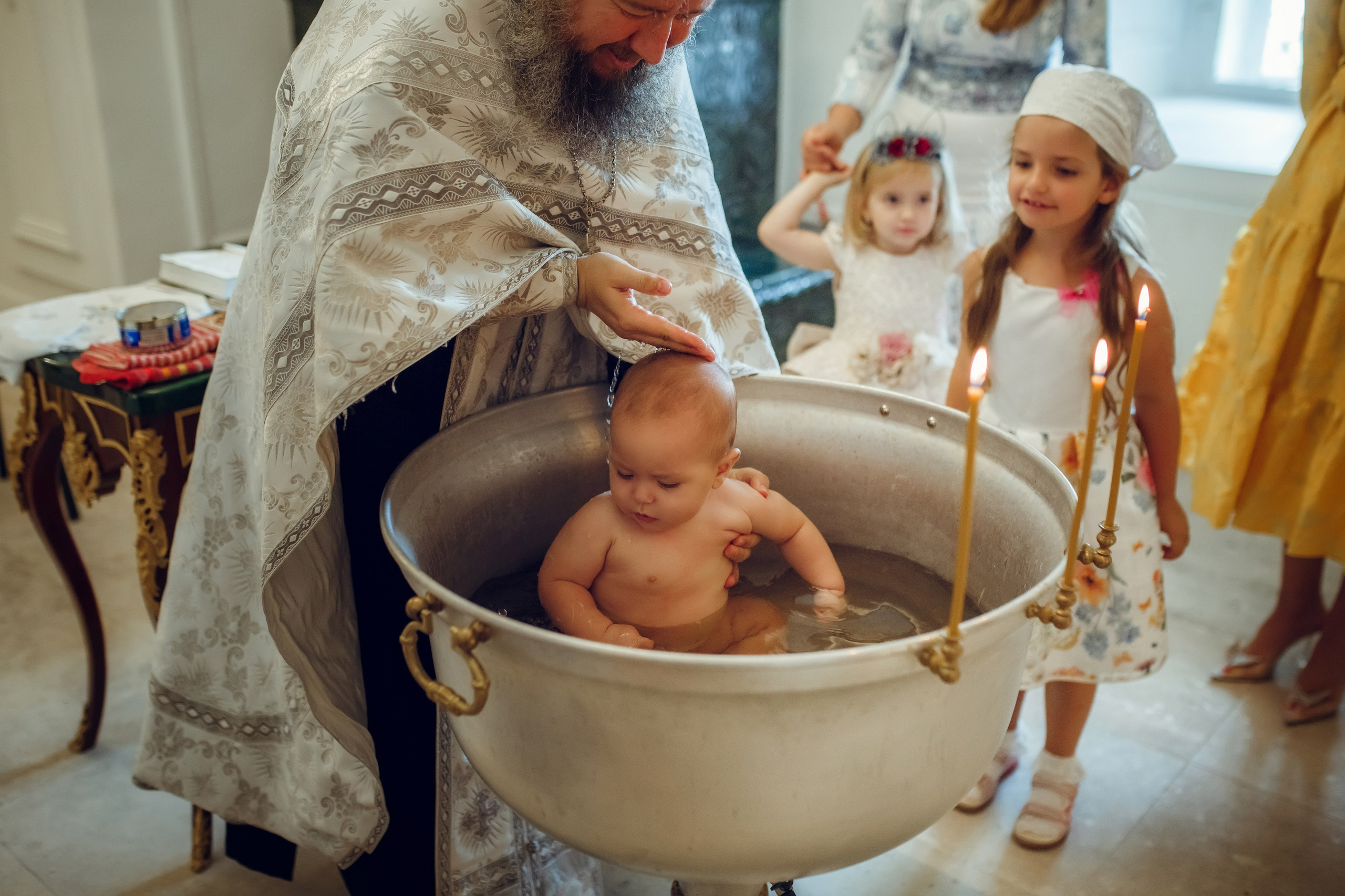Крещение Эрнеста. Фотограф на Крещение, семейный фотограф в Москве