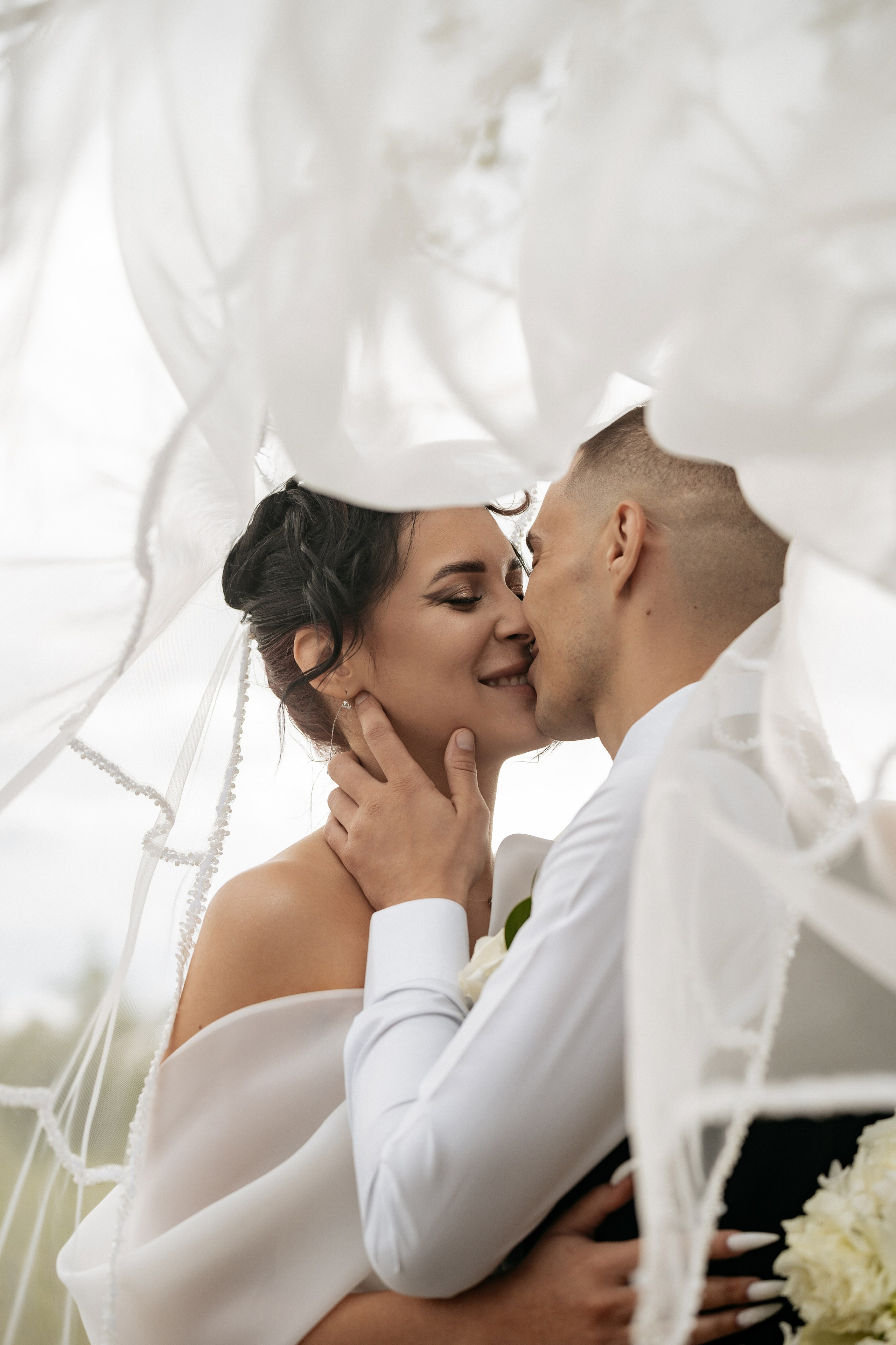  Свадебные фото на фоне кораблей в Новороссийске - работа профессионала