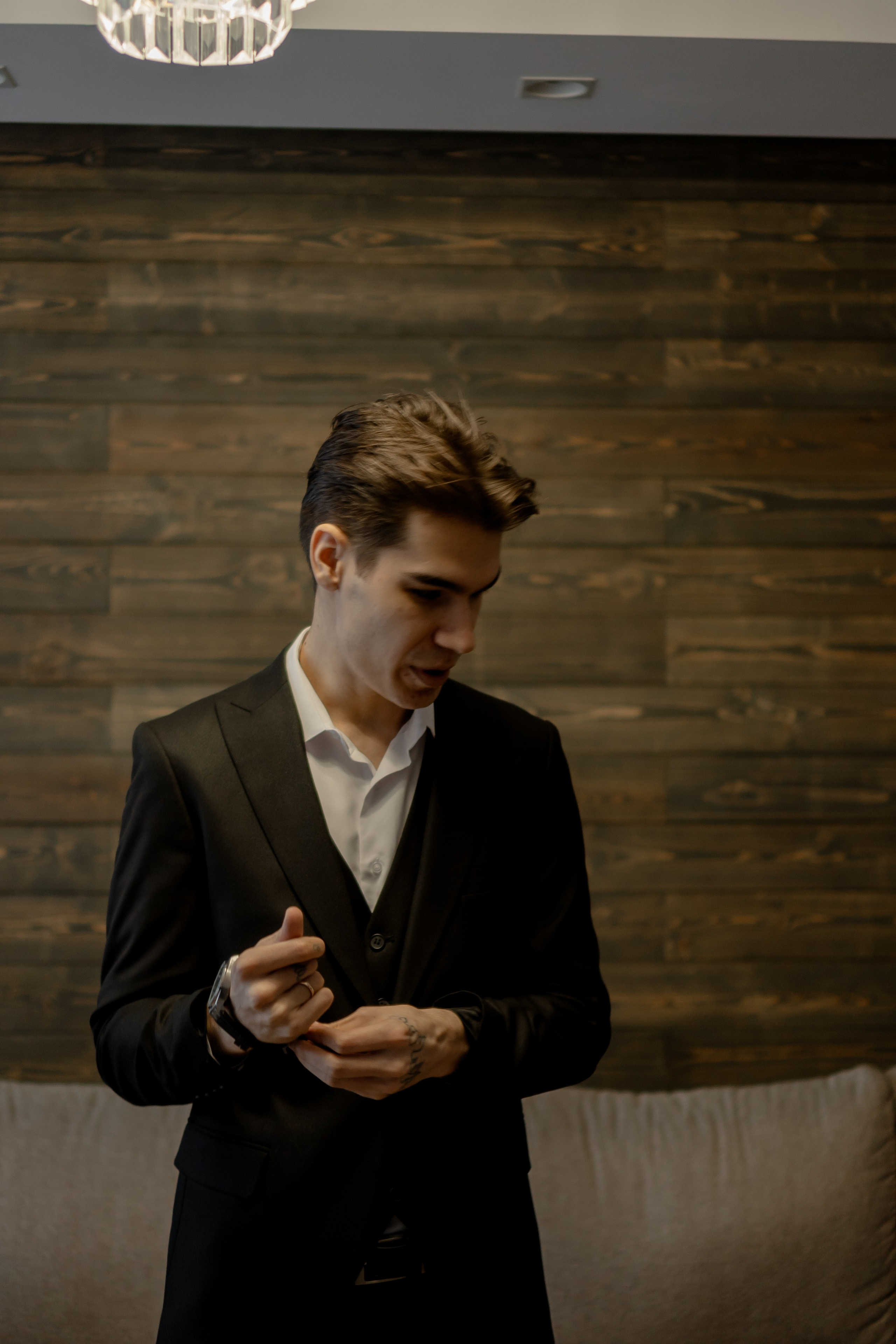 СВАДЕБНАЯ СЬЕМКА СБОРОВ В ОТЕЛЕ И ВЫЕЗД НА ЦЕРЕМОНИЮ (СНЯТО В СИБИРЕ В НИЖНЕВАРТОВСКЕ). Профессиональный фотограф, Санкт-Петербург — Виктория Богомолова