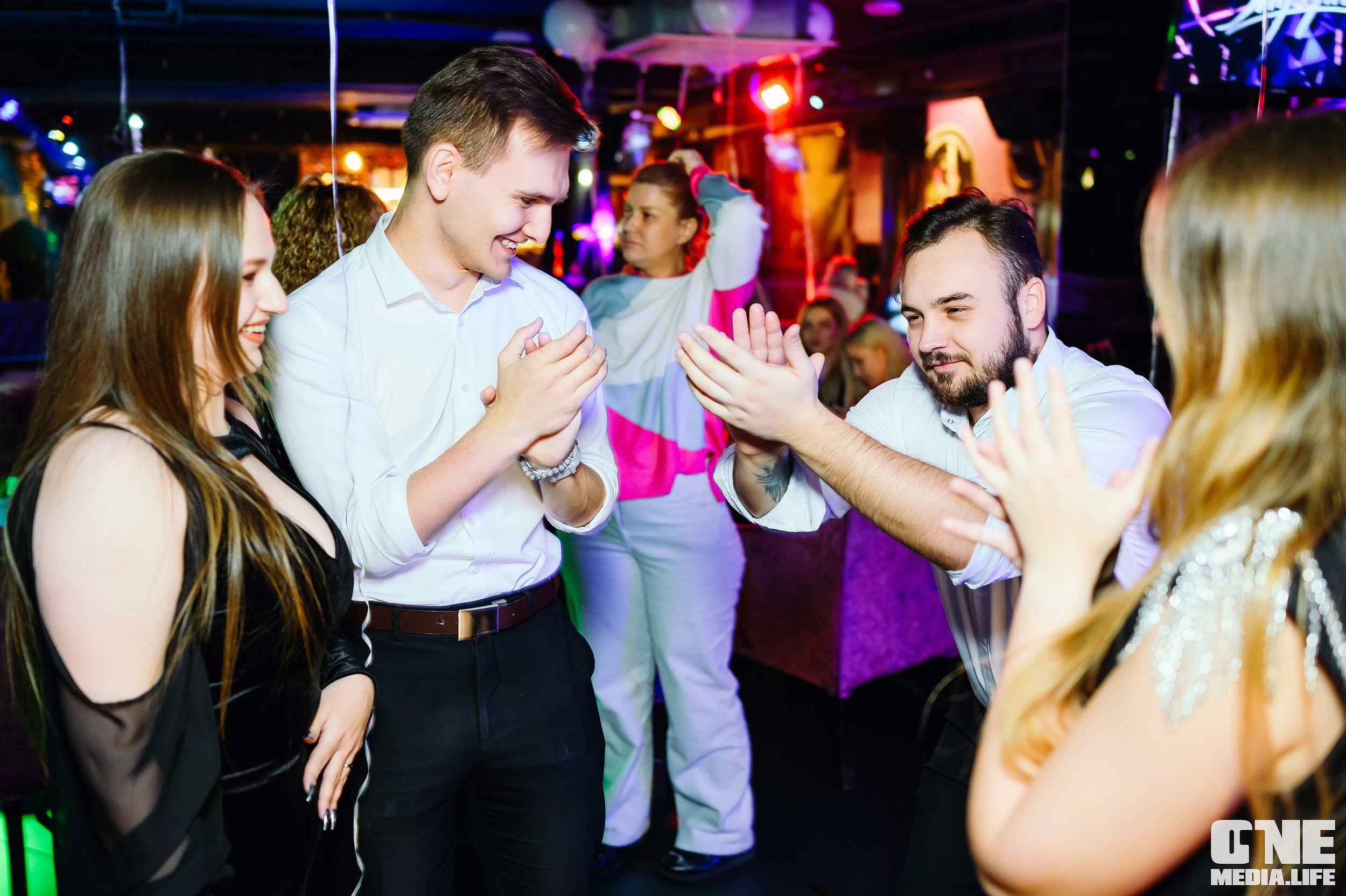 Фоторепортаж из караоке-клуба Эйфория. One Media Life: фоторепортажи, фотоотчеты с мероприятий и заведений