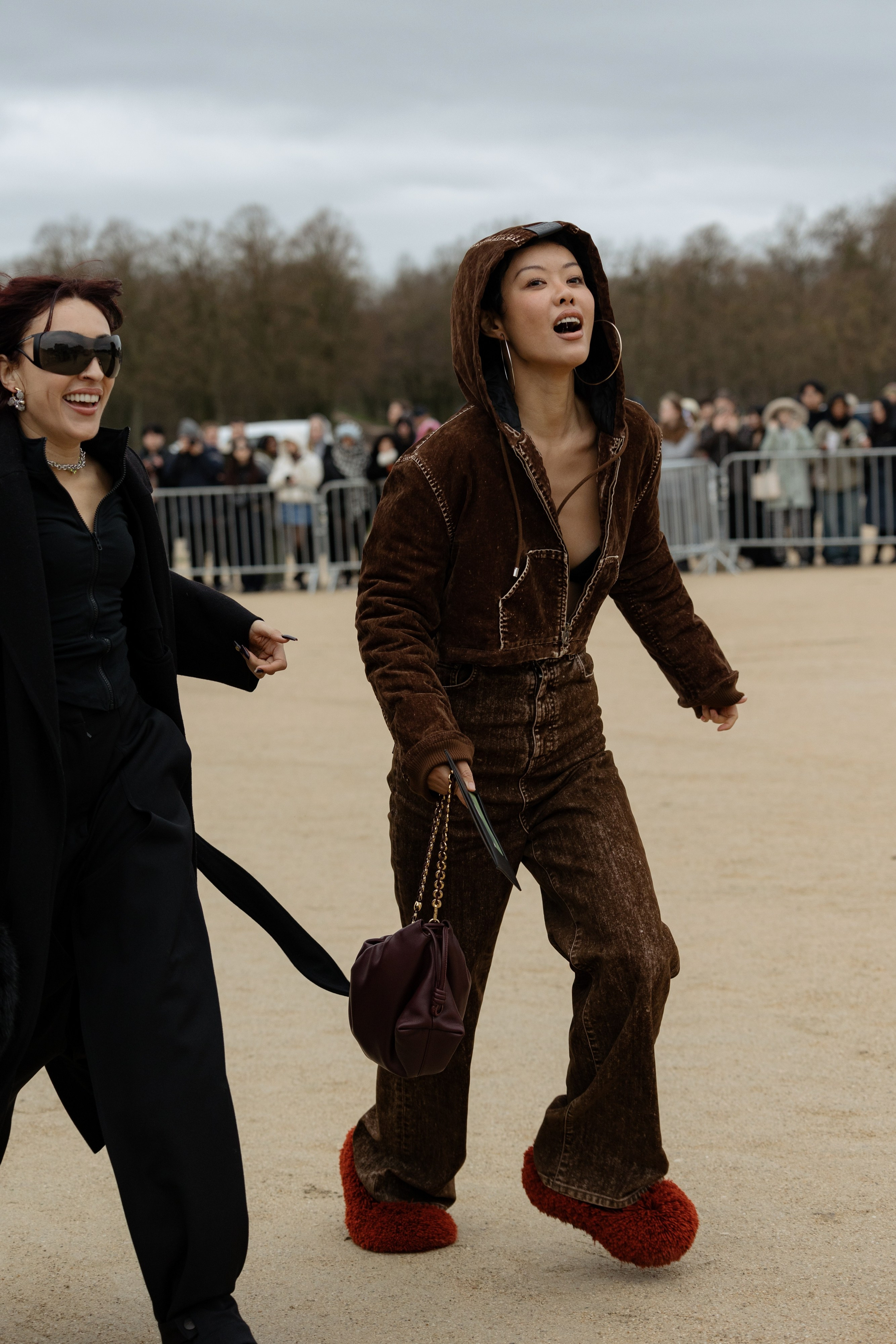 LOEWE PFW WOMENSWEAR FALL-WINTER 24/25. Photographer in Milan Ivan Goncharov