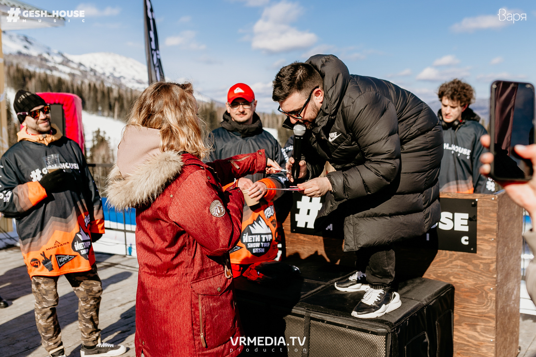 GESH HOUSE MUSIC в ВАРЯ бар