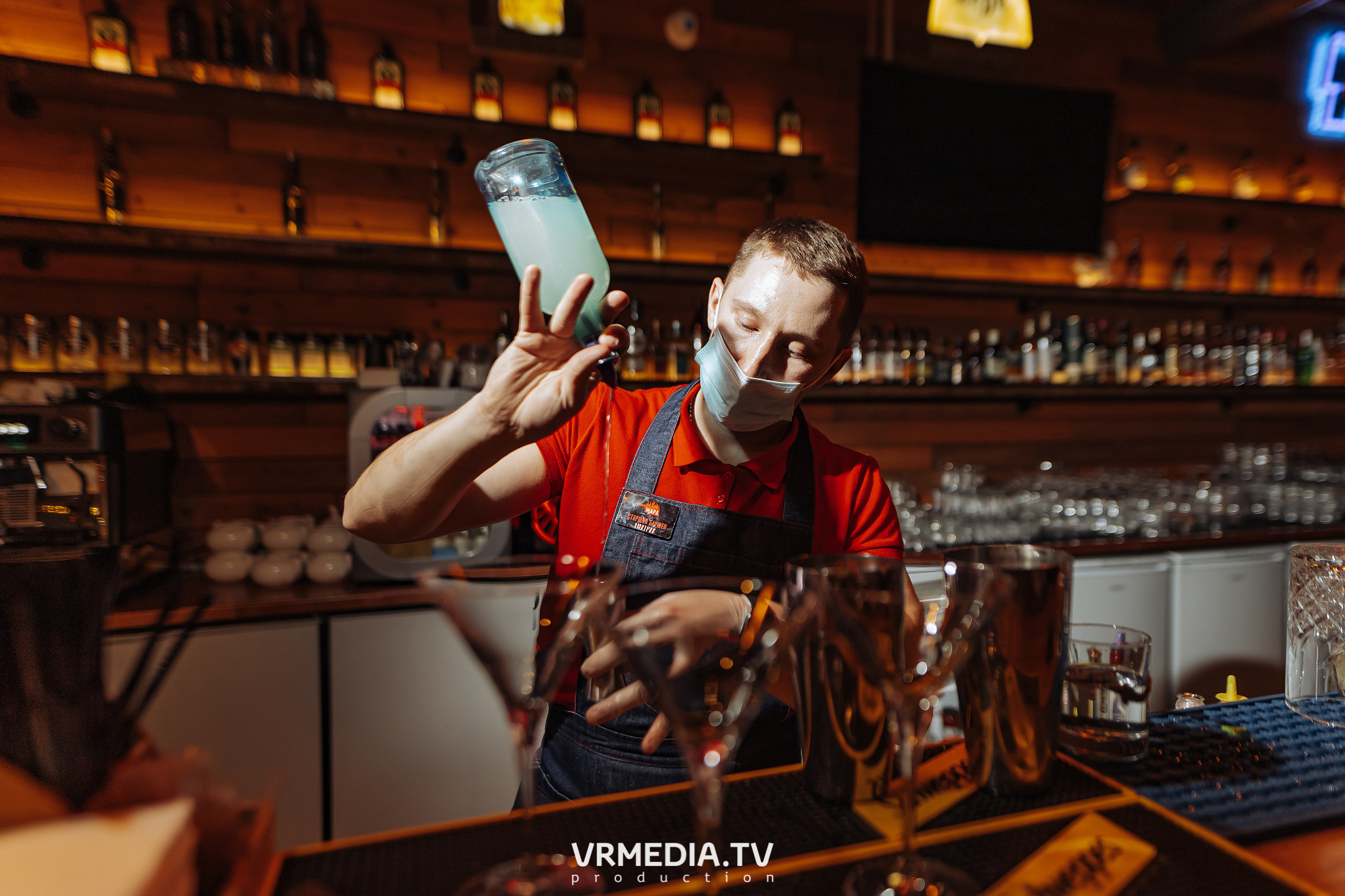 Алые Паруса в гриль-баре «Жара»