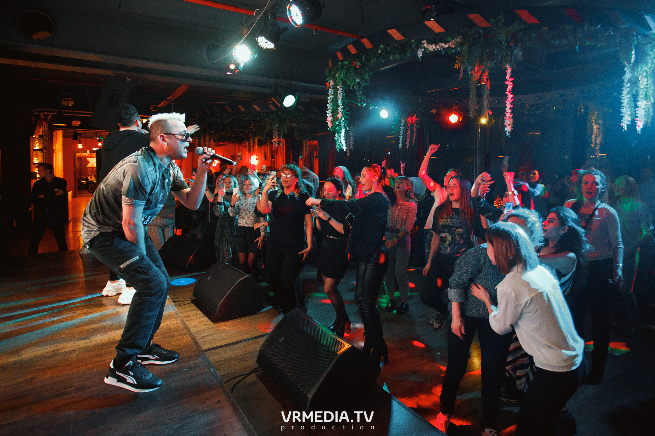 Концерт группы «Отпетые Мошенники» в гриль-баре «Жара»