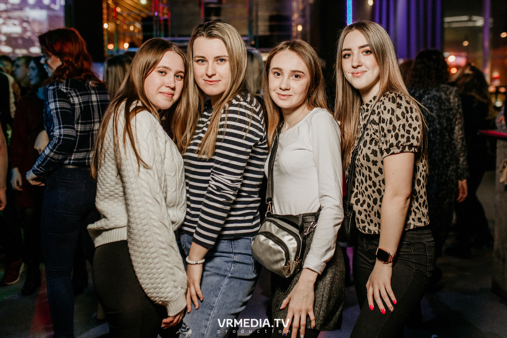 Выходные в баре «DOSKI»