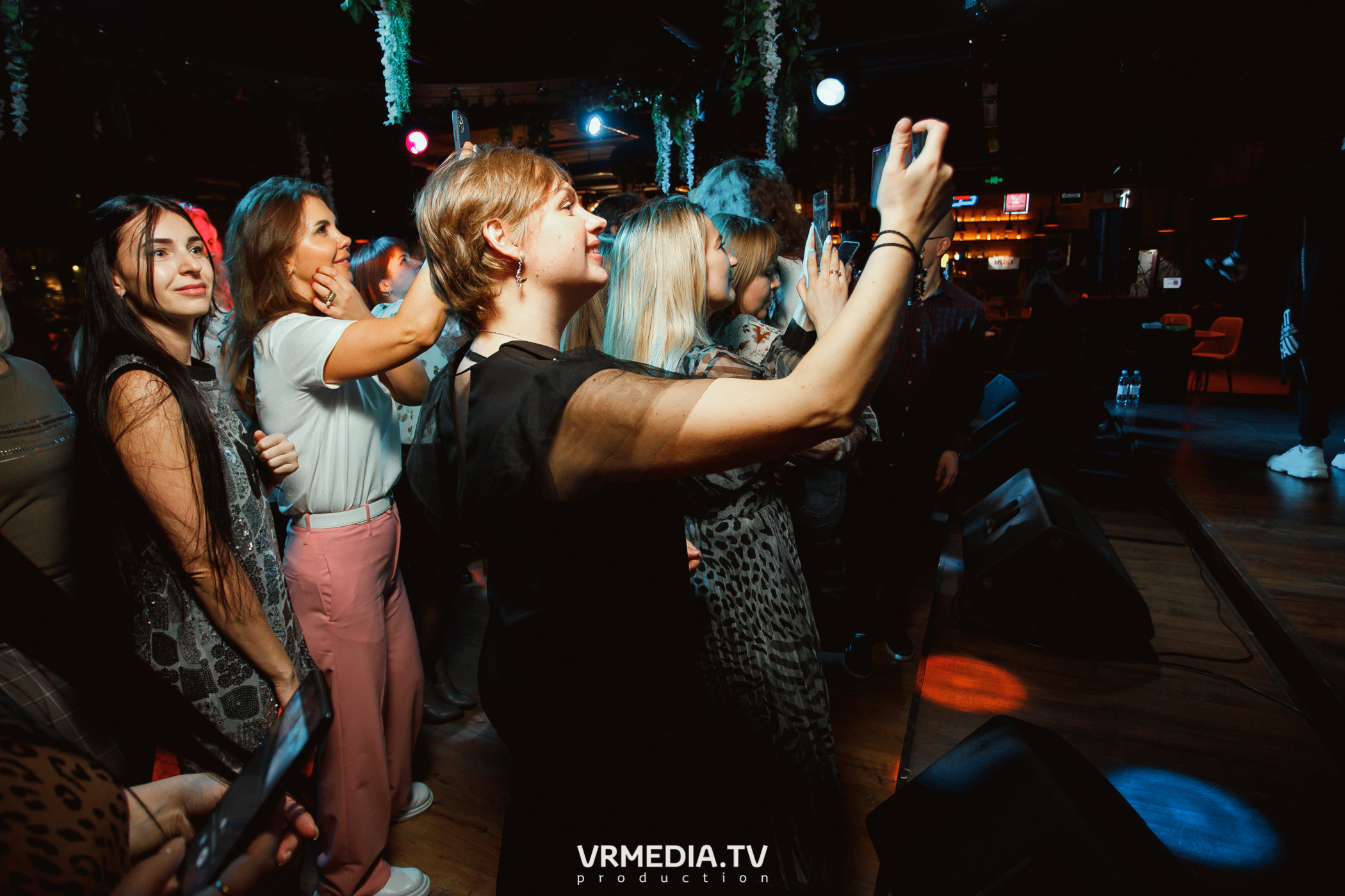 Концерт группы «Отпетые Мошенники» в гриль-баре «Жара»