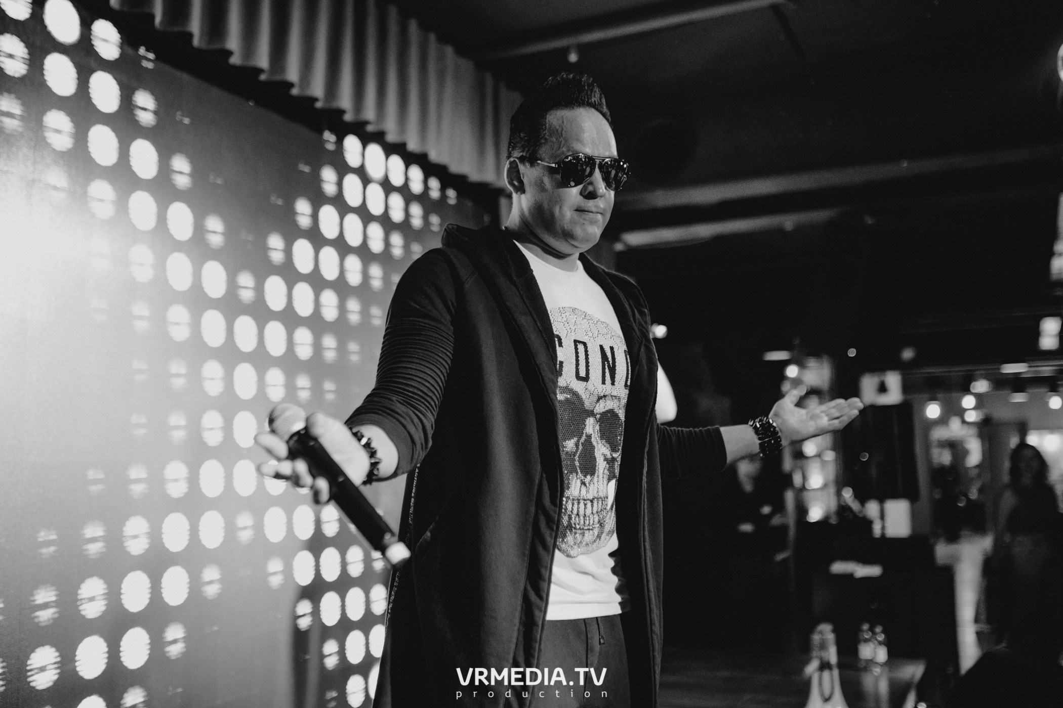 Концерт группы «Отпетые Мошенники» в гриль-баре «Жара»