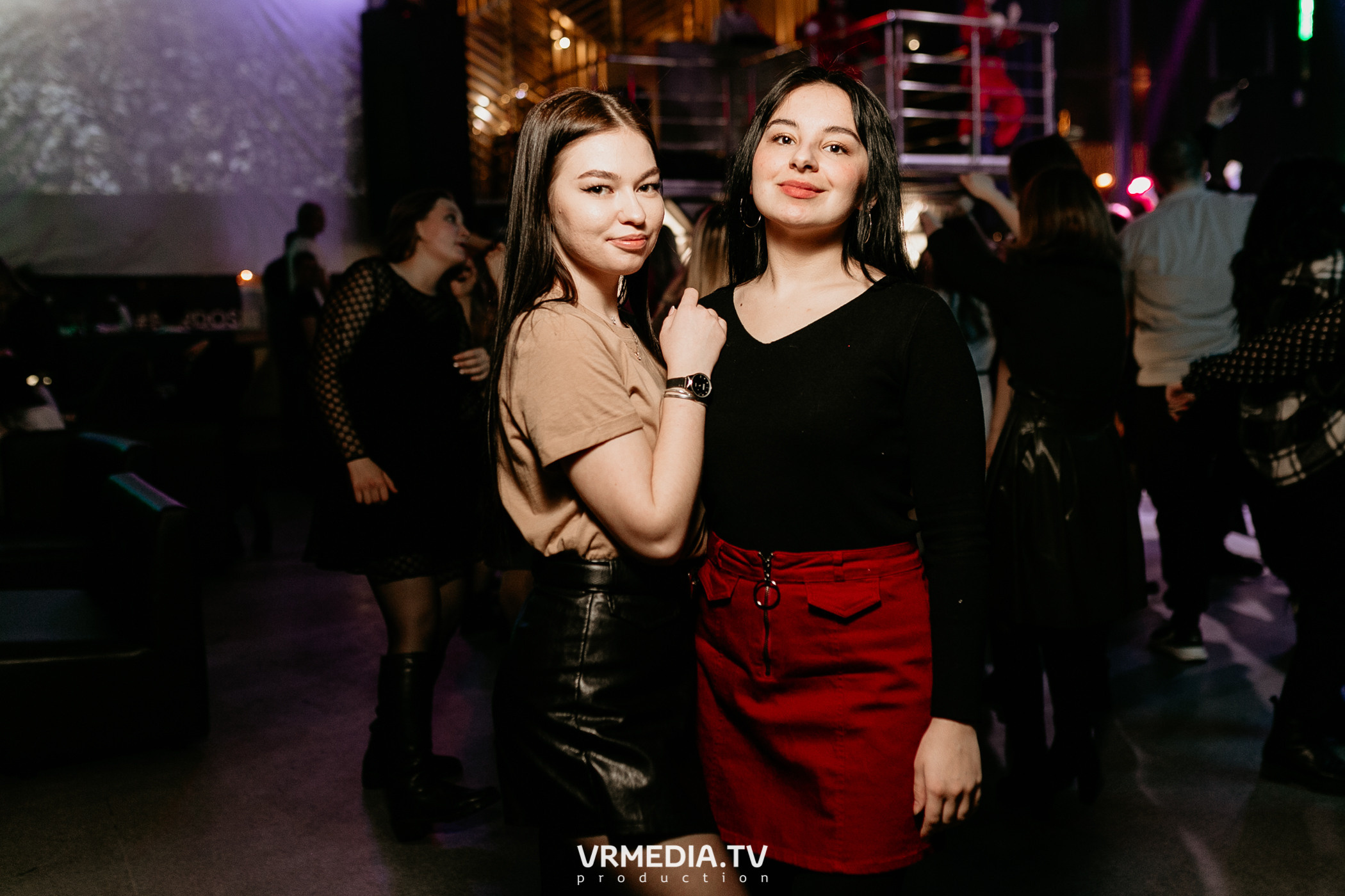 Выходные в баре «DOSKI»