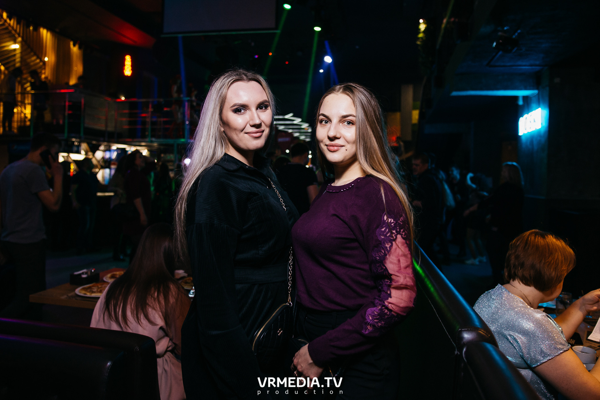 Выходные в баре «DOSKI»