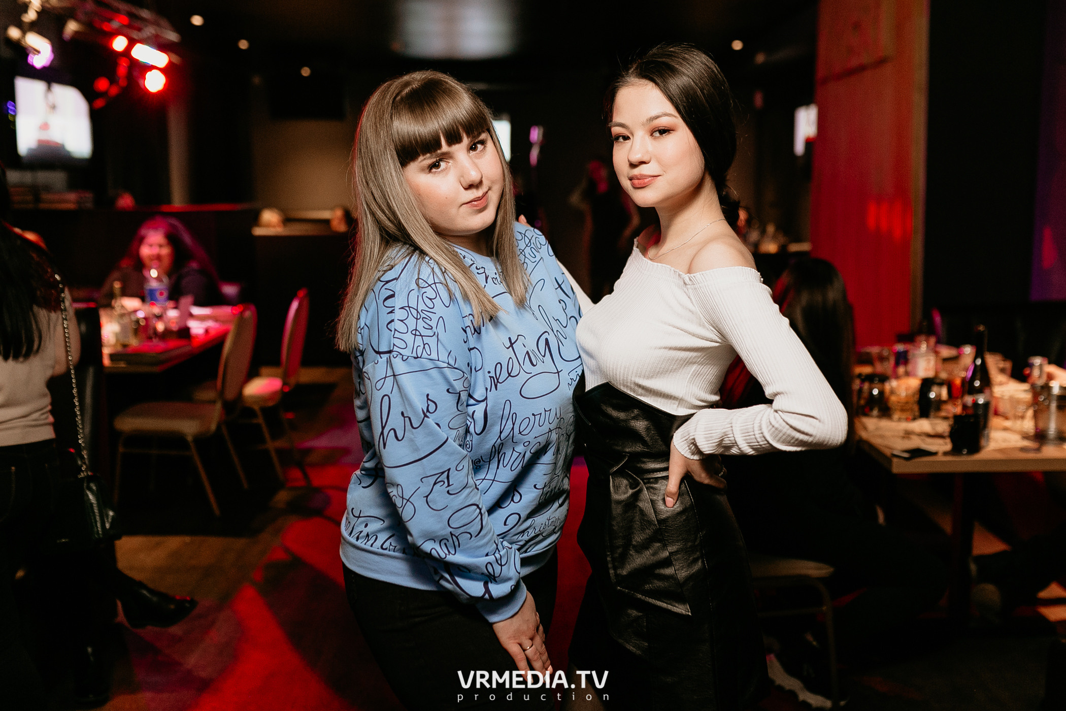 Выходные в баре «DOSKI»