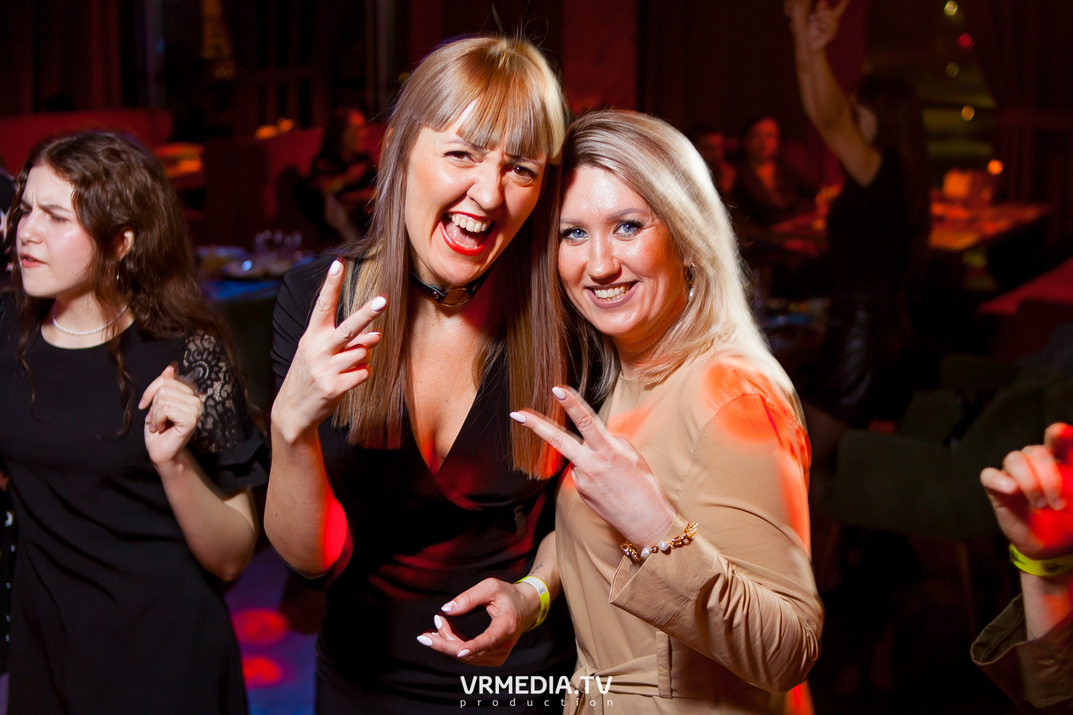 #ЖАРКИЕДНИИНОЧИ в гриль-баре «Жара»