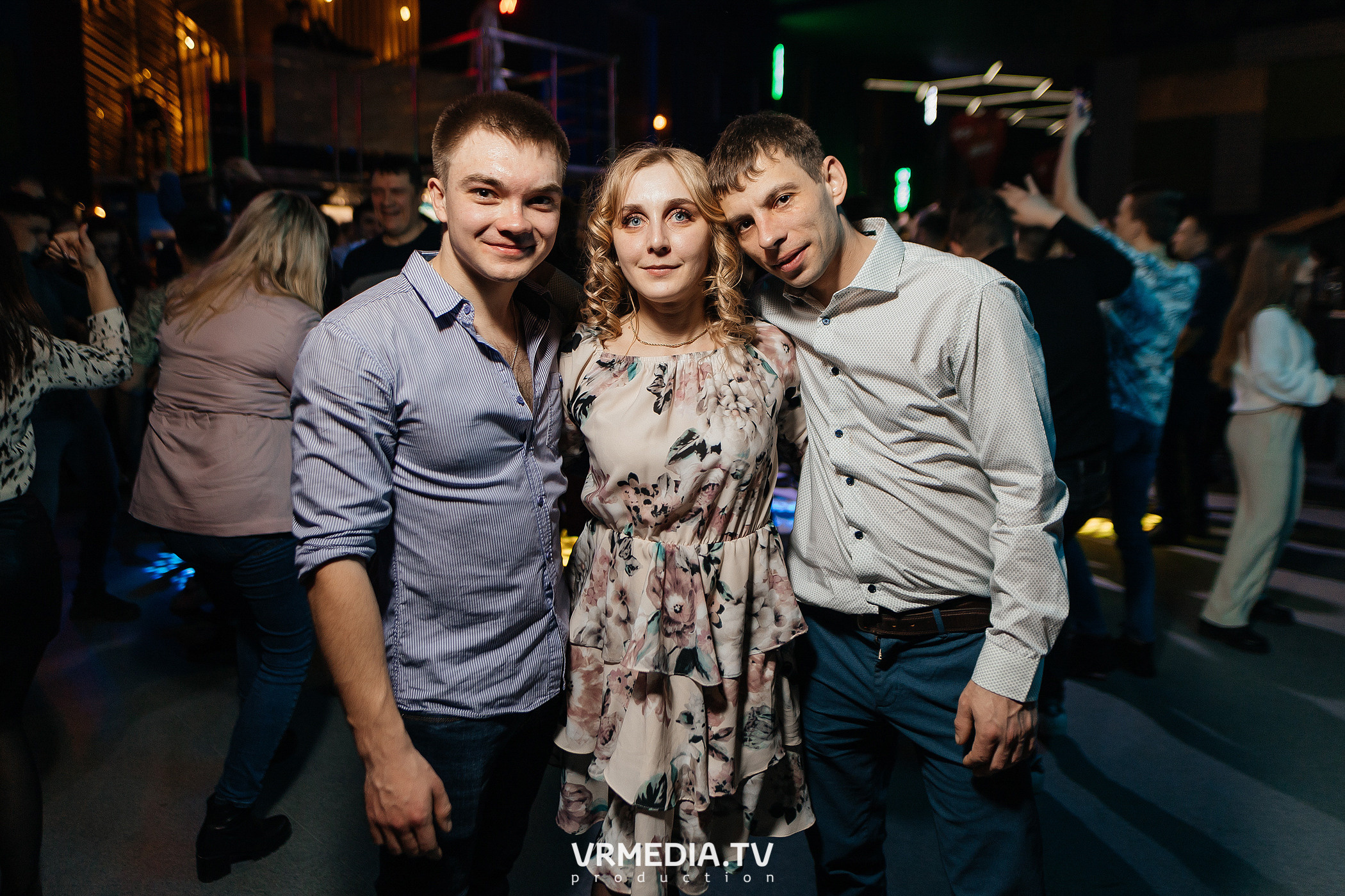 Выходные в баре «DOSKI»