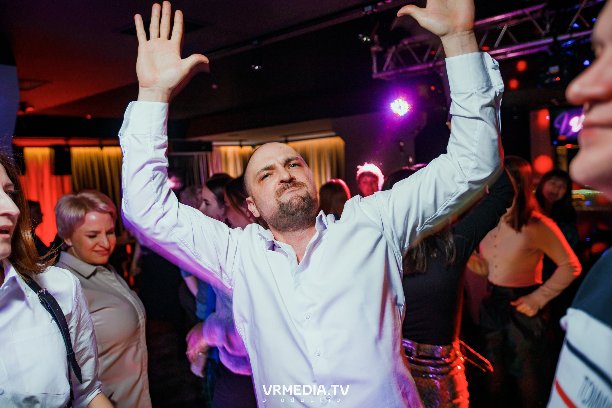 Men's Weekend в караоке «Volna»