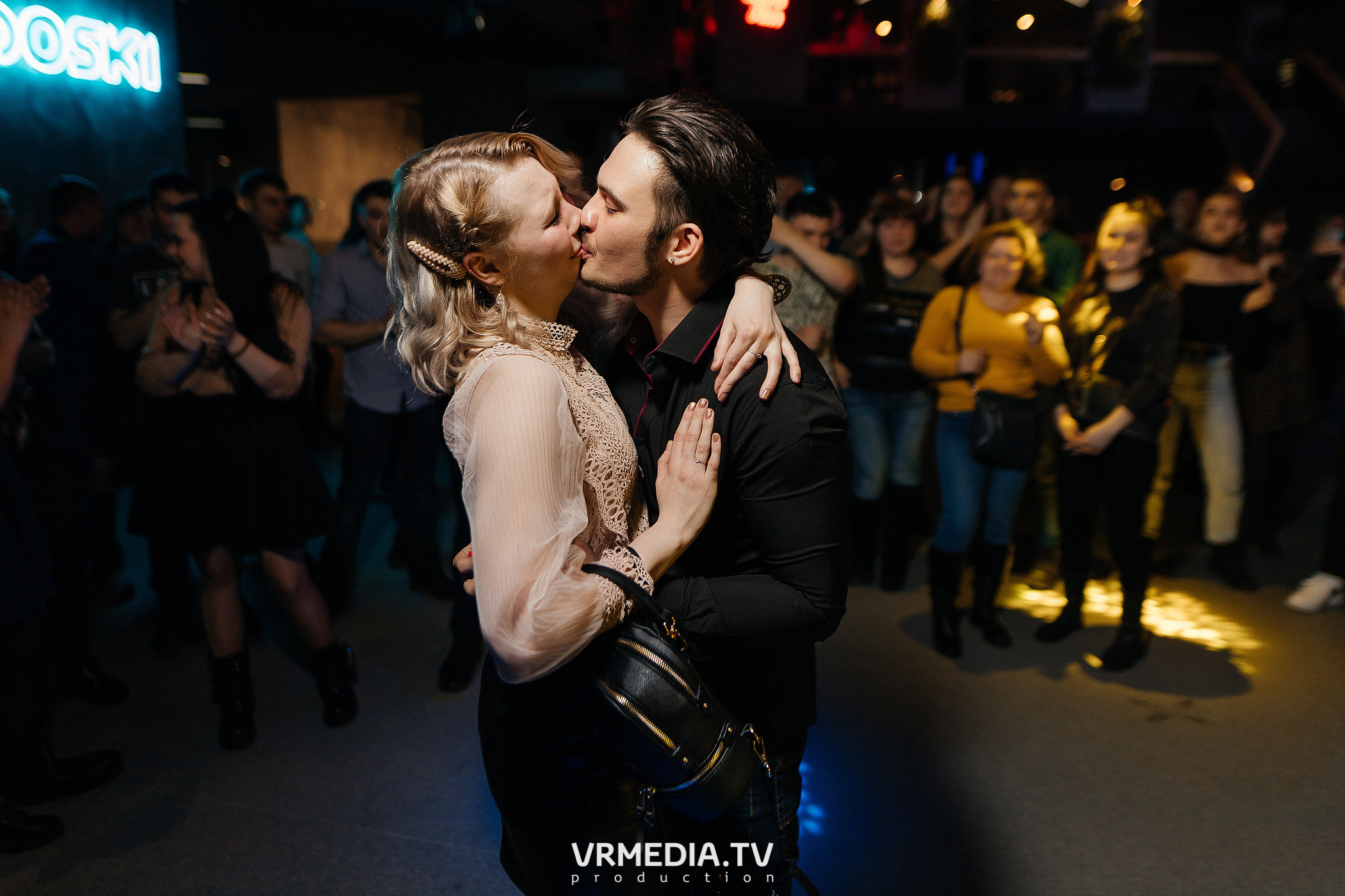 Выходные в баре «DOSKI»