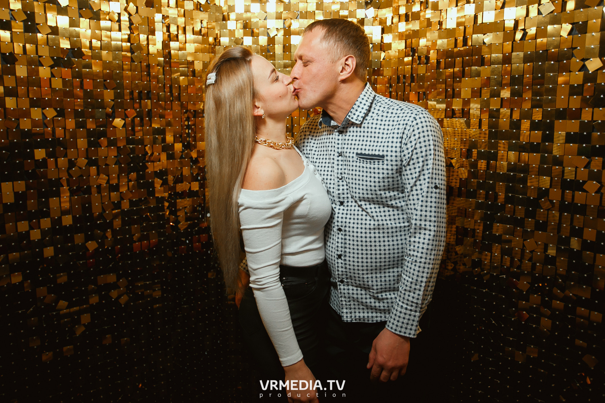 Международный женский день в караоке «Mimo Not»