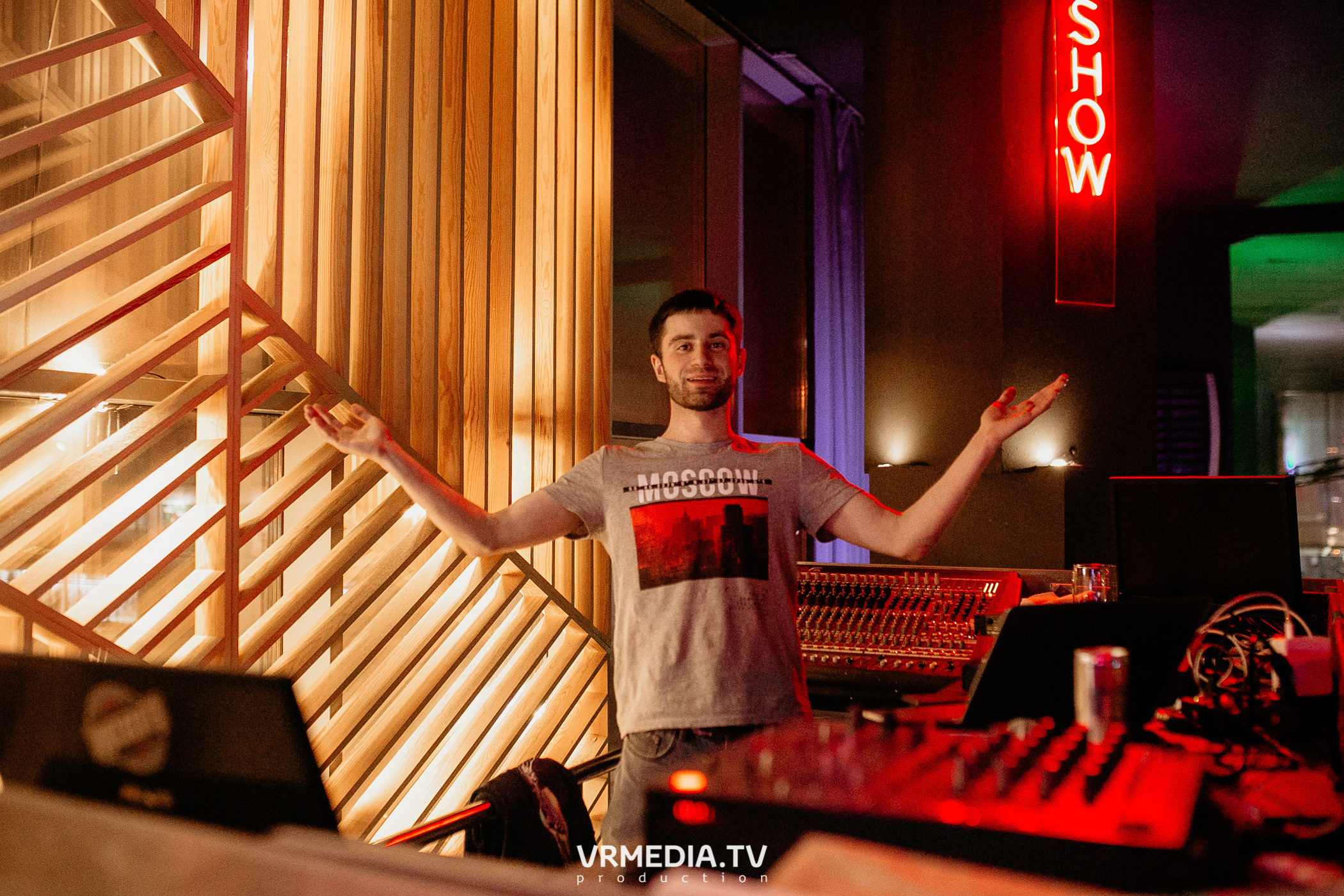 Выходные в баре «DOSKI»