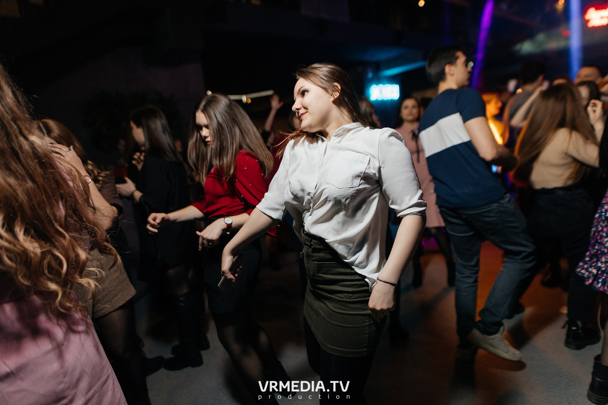 Выходные в баре «DOSKI»