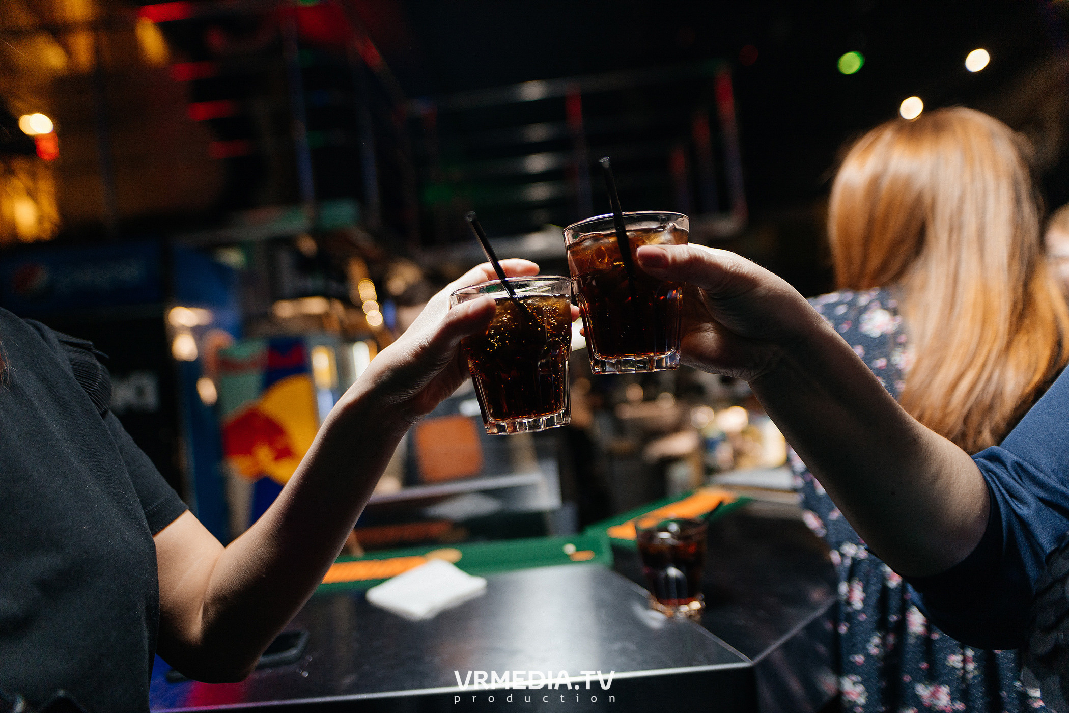 Выходные в баре «DOSKI»