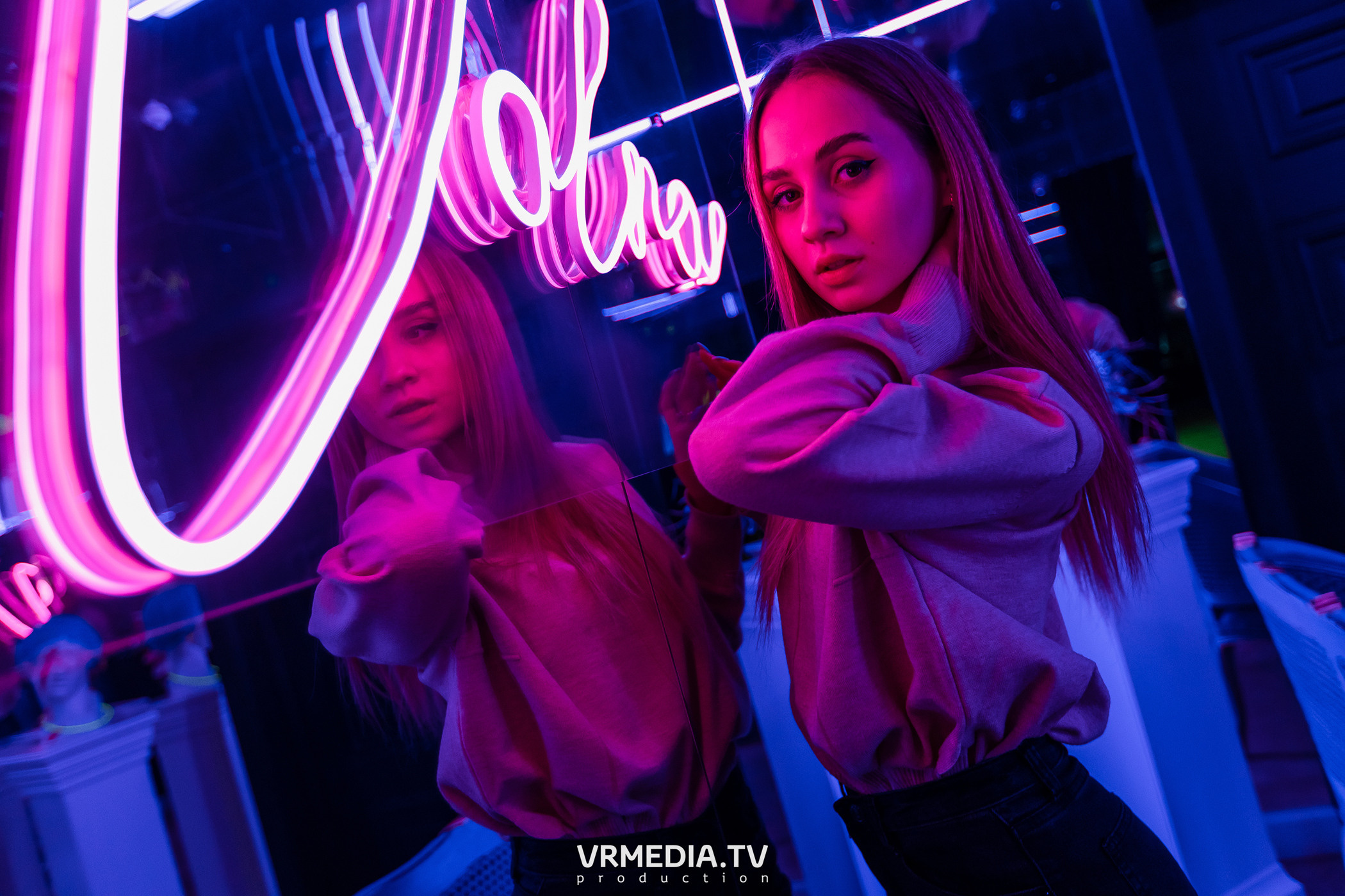 Выходные в караоке «Volna»