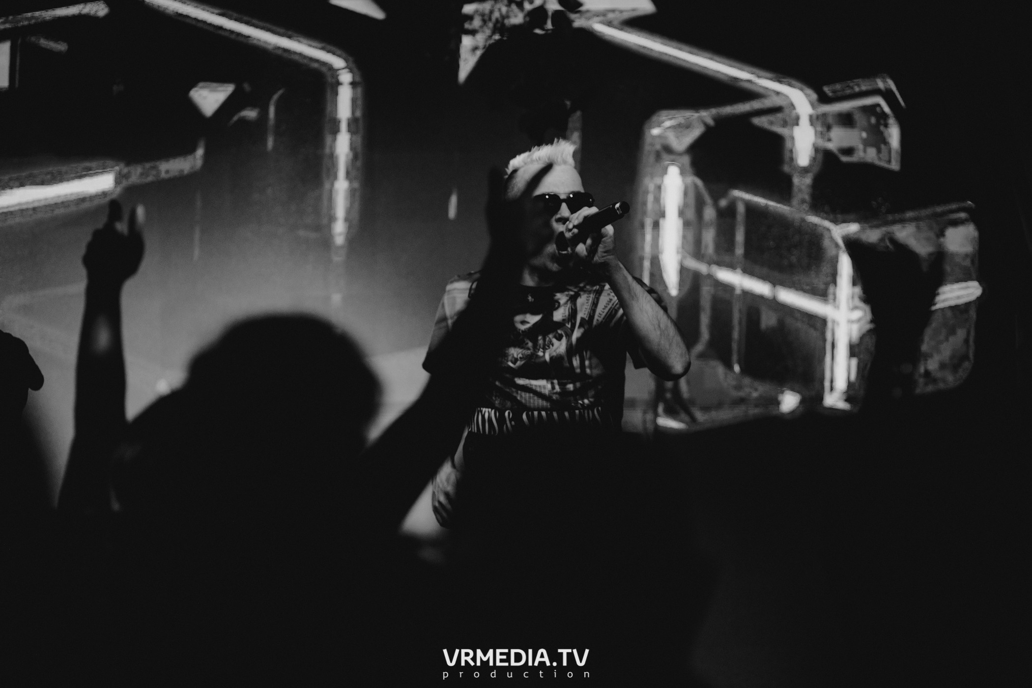 Концерт группы «Отпетые Мошенники» в гриль-баре «Жара»