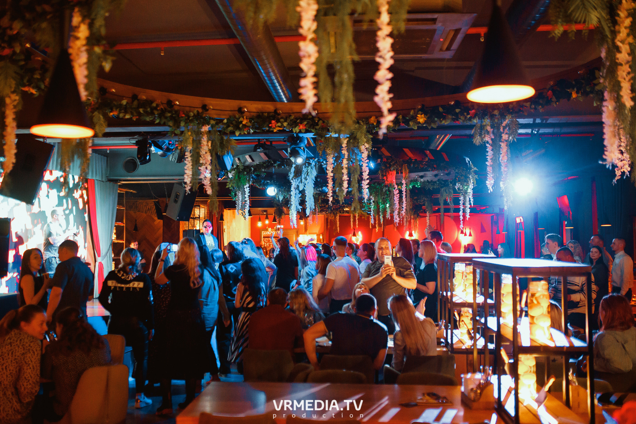 Концерт группы «Отпетые Мошенники» в гриль-баре «Жара»