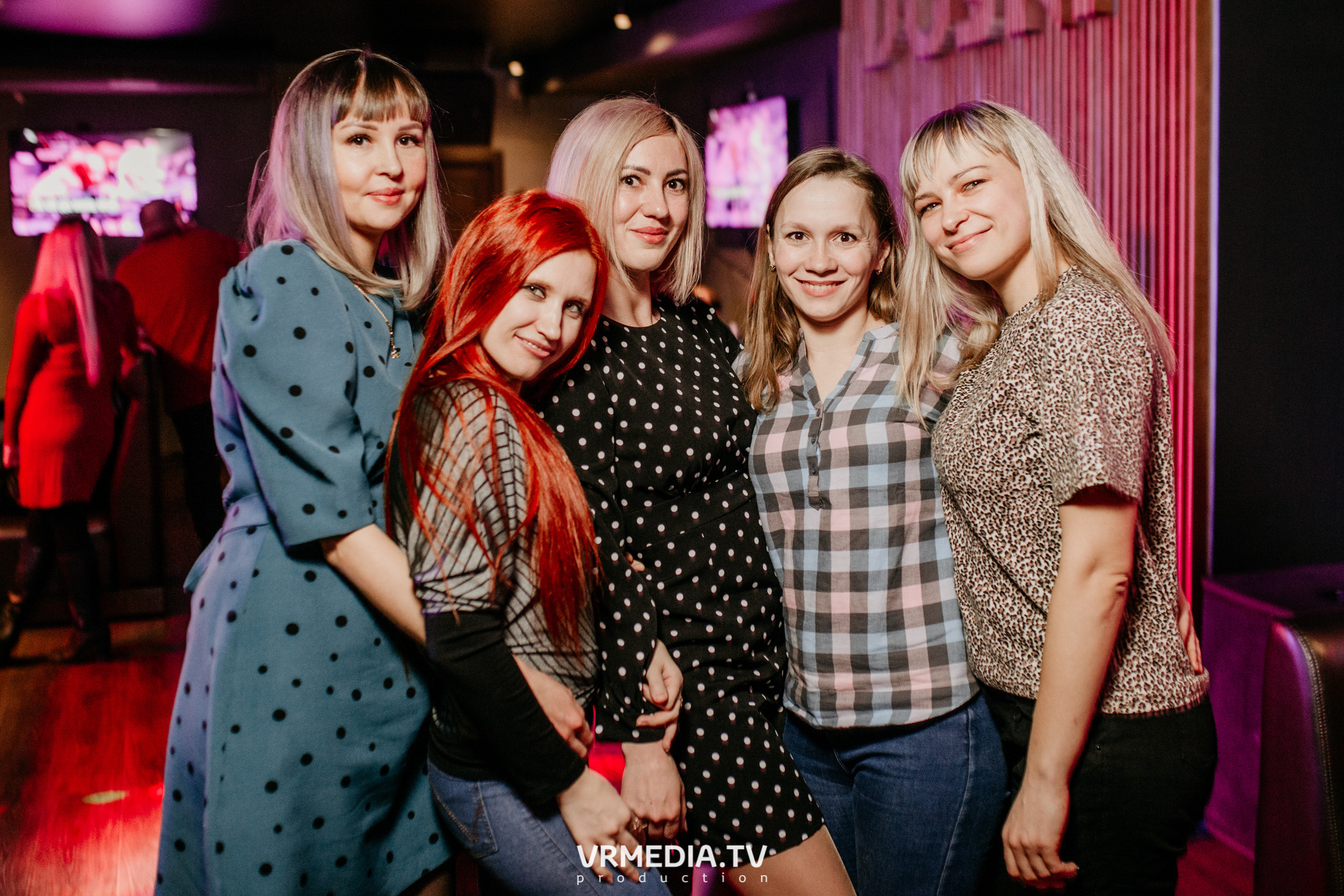 Выходные в баре «DOSKI»