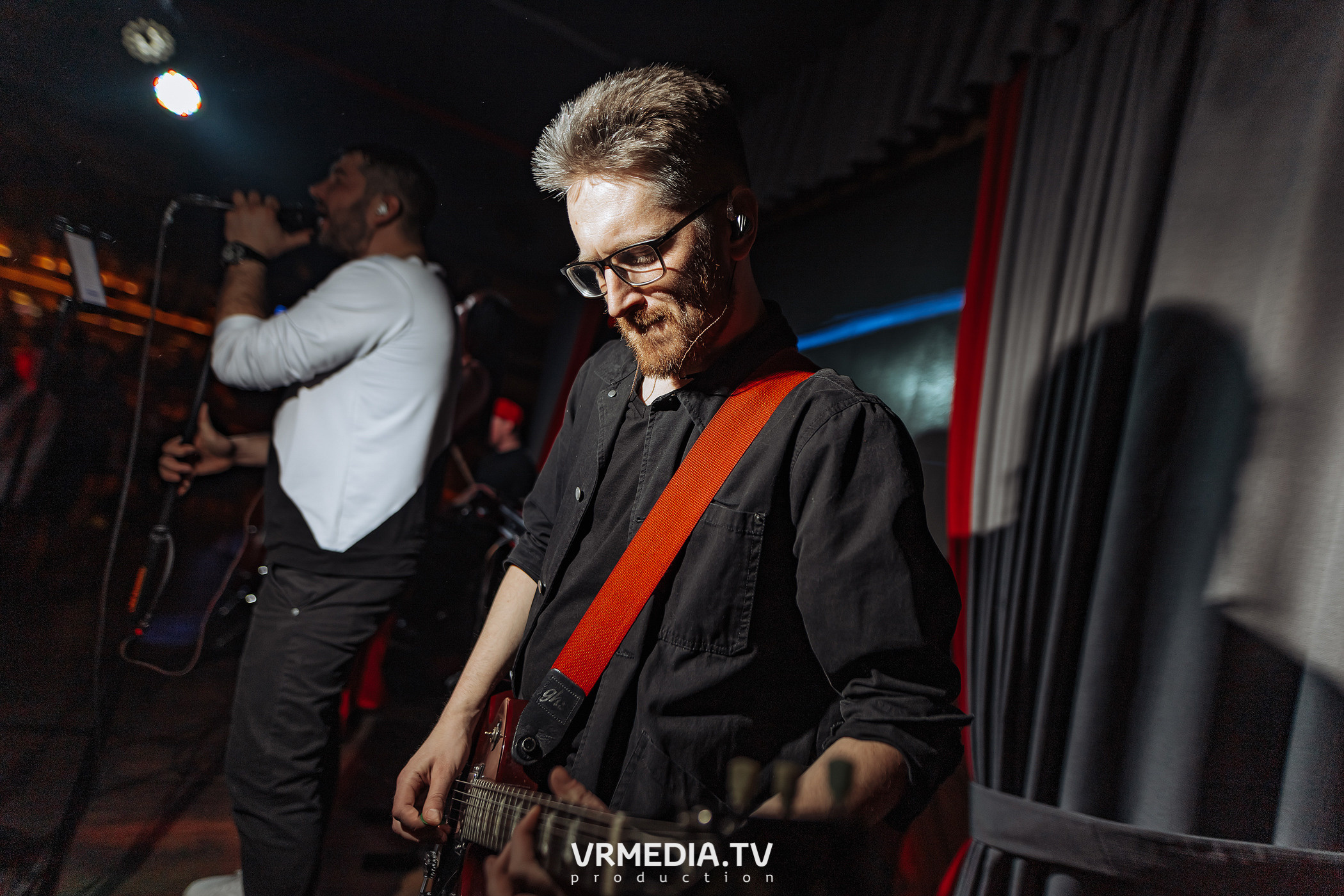 Алые Паруса в гриль-баре «Жара»