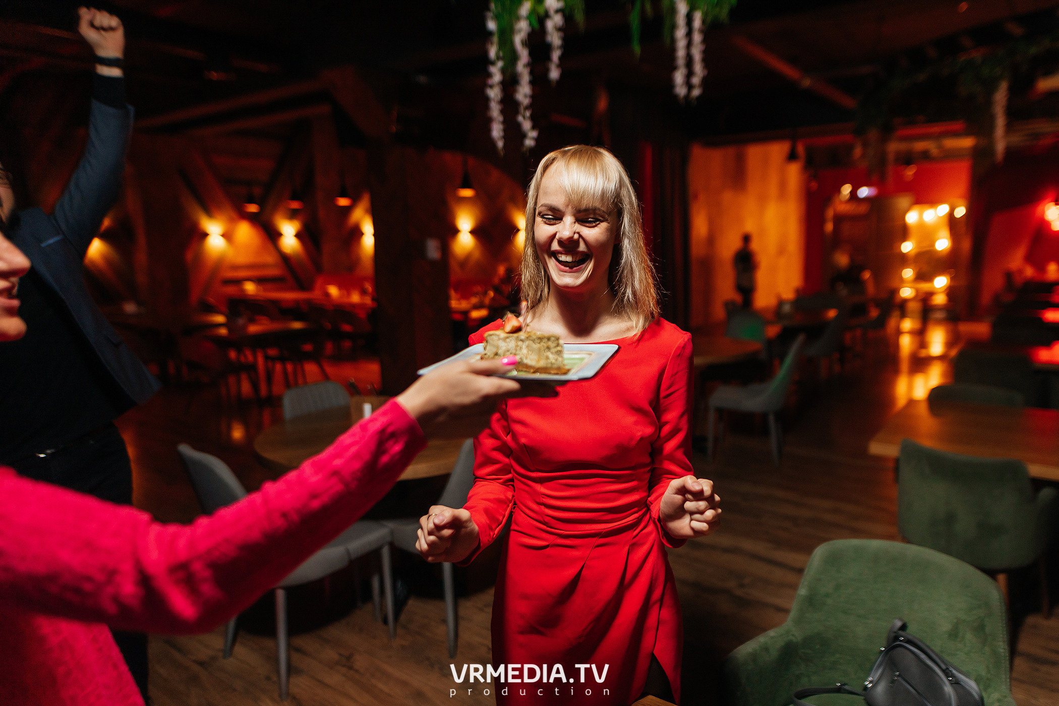 #ЖАРКИЕДНИИНОЧИ в гриль-баре «Жара»