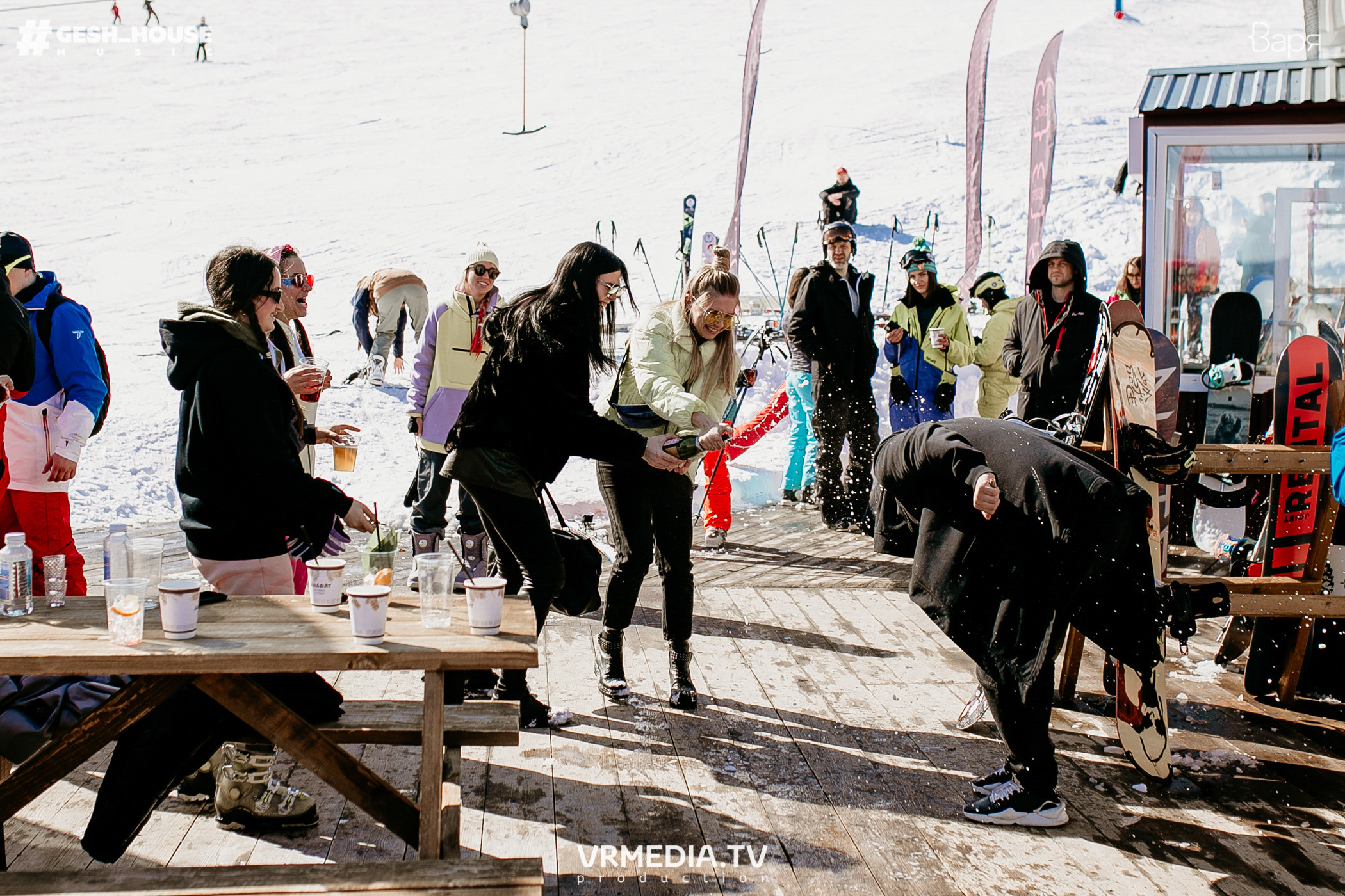 GESH HOUSE MUSIC в ВАРЯ бар