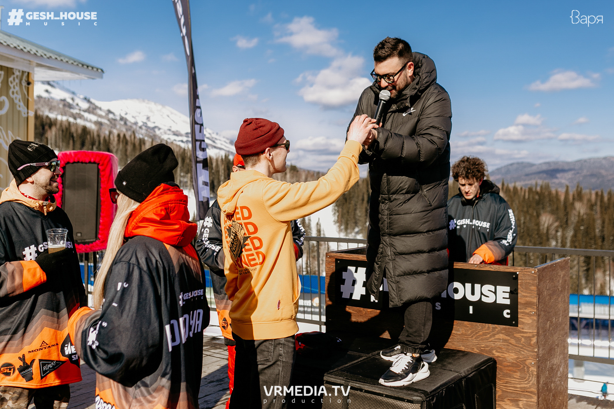 GESH HOUSE MUSIC в ВАРЯ бар