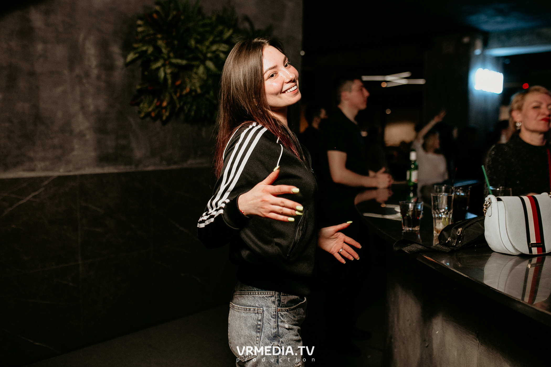 Выходные в баре «DOSKI»