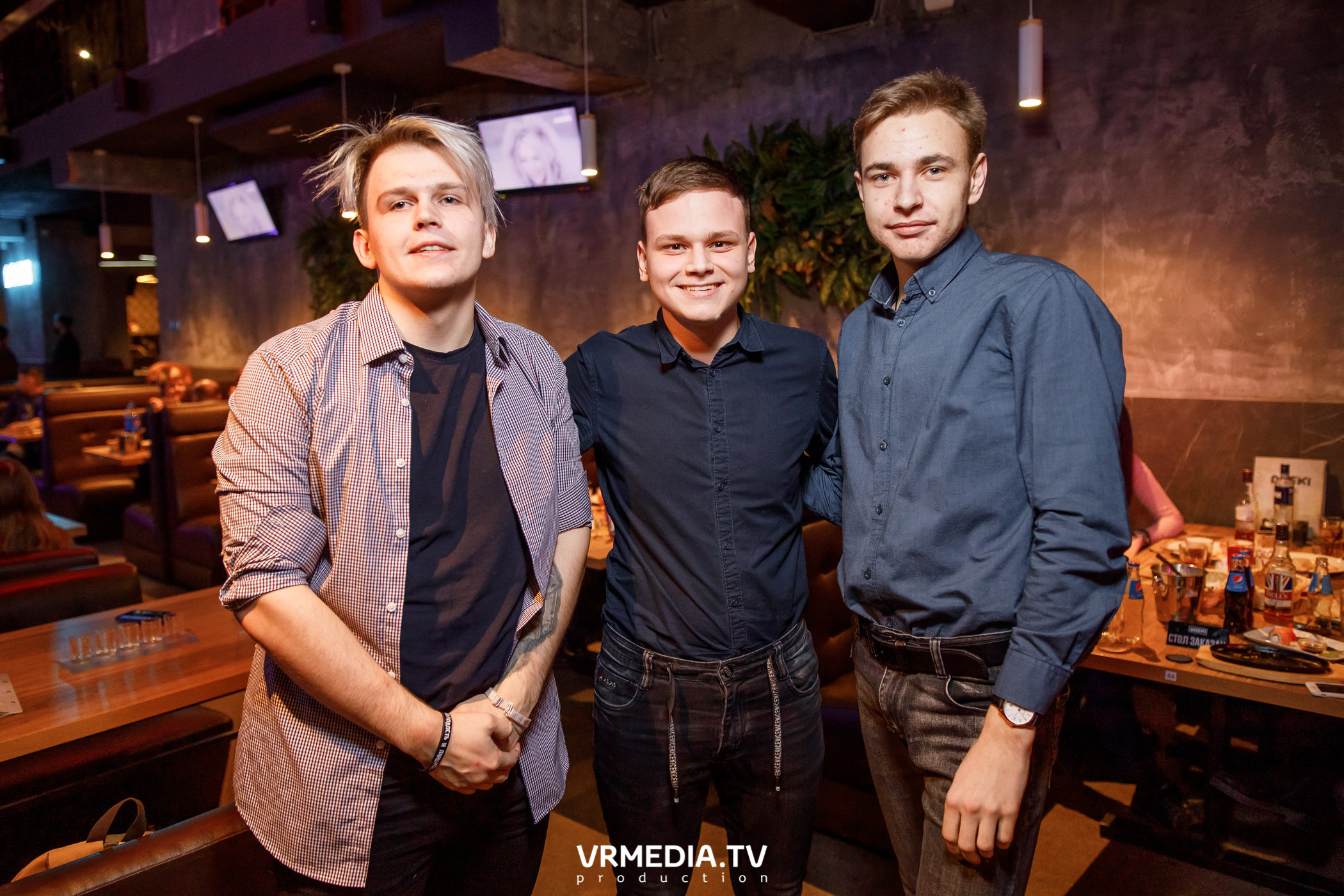 Выходные в баре «DOSKI»