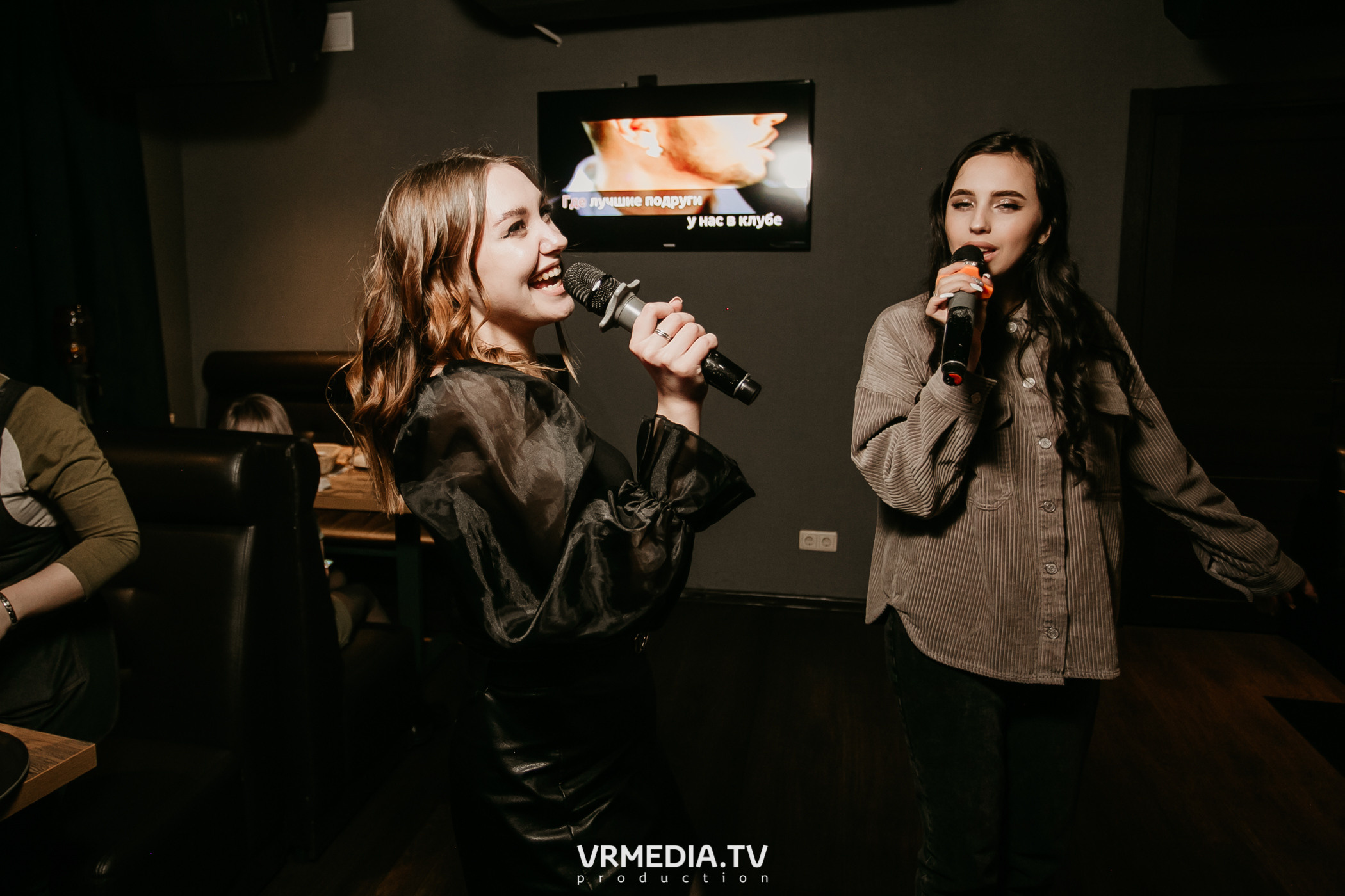 Выходные в баре «DOSKI»