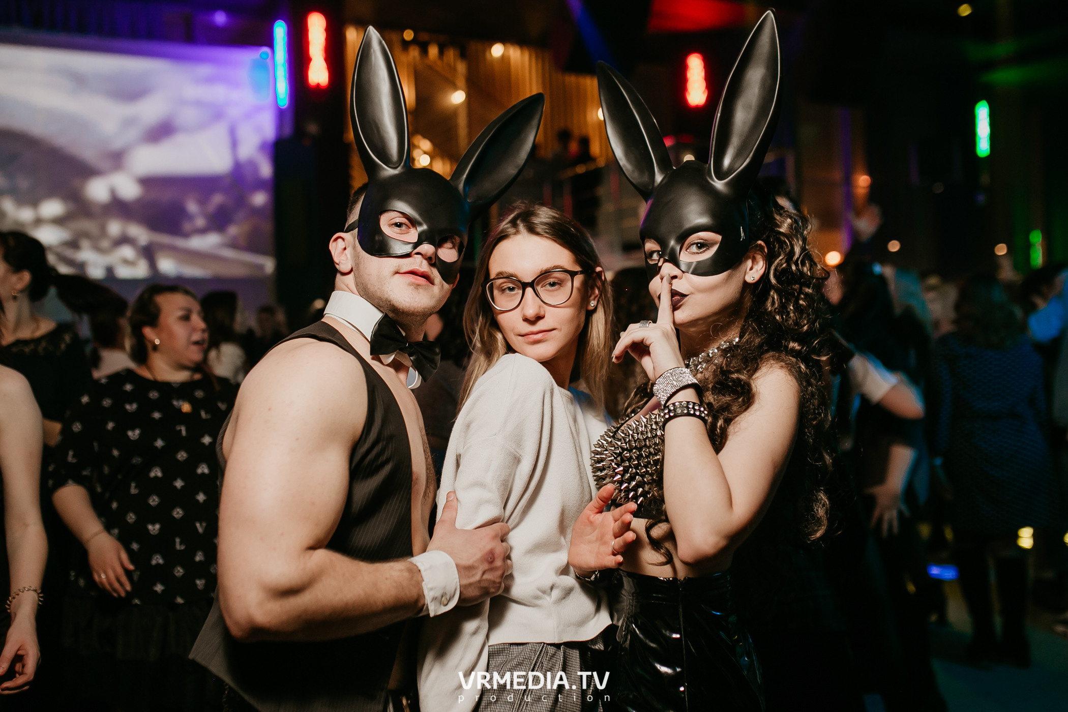 Выходные в баре «DOSKI»