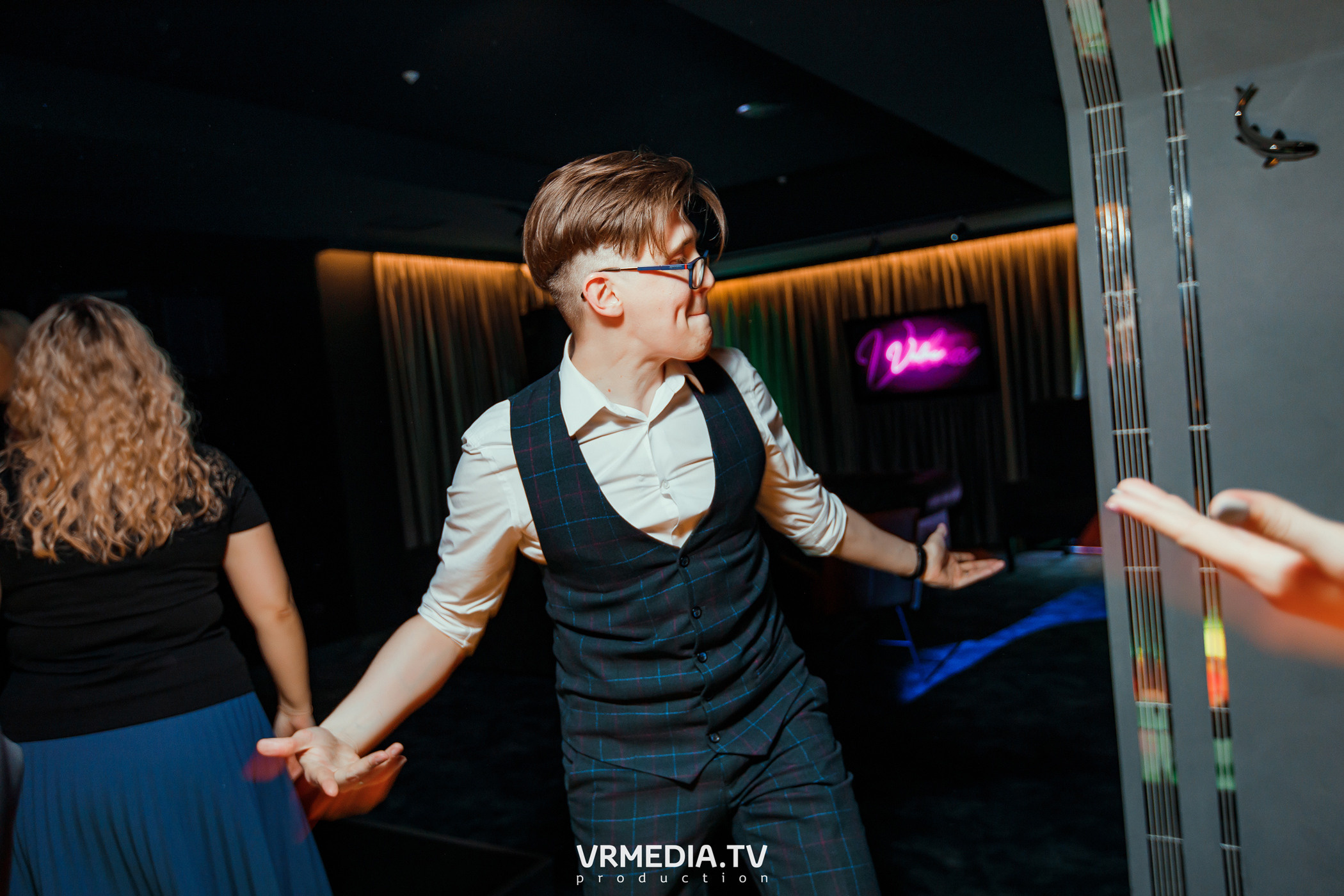 Women’s weekend в караоке «Volna»