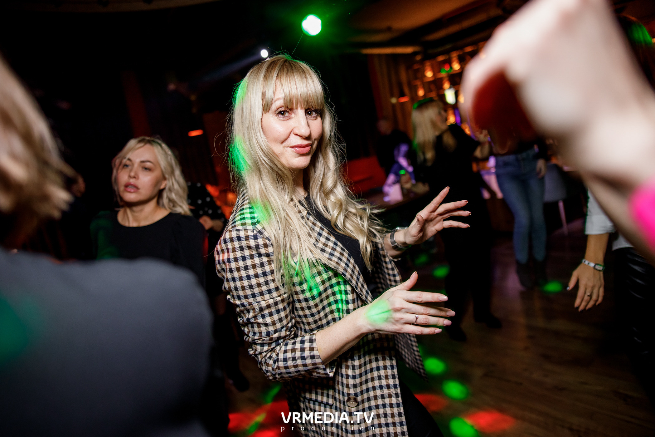 Индиго в гриль-баре «Жара»