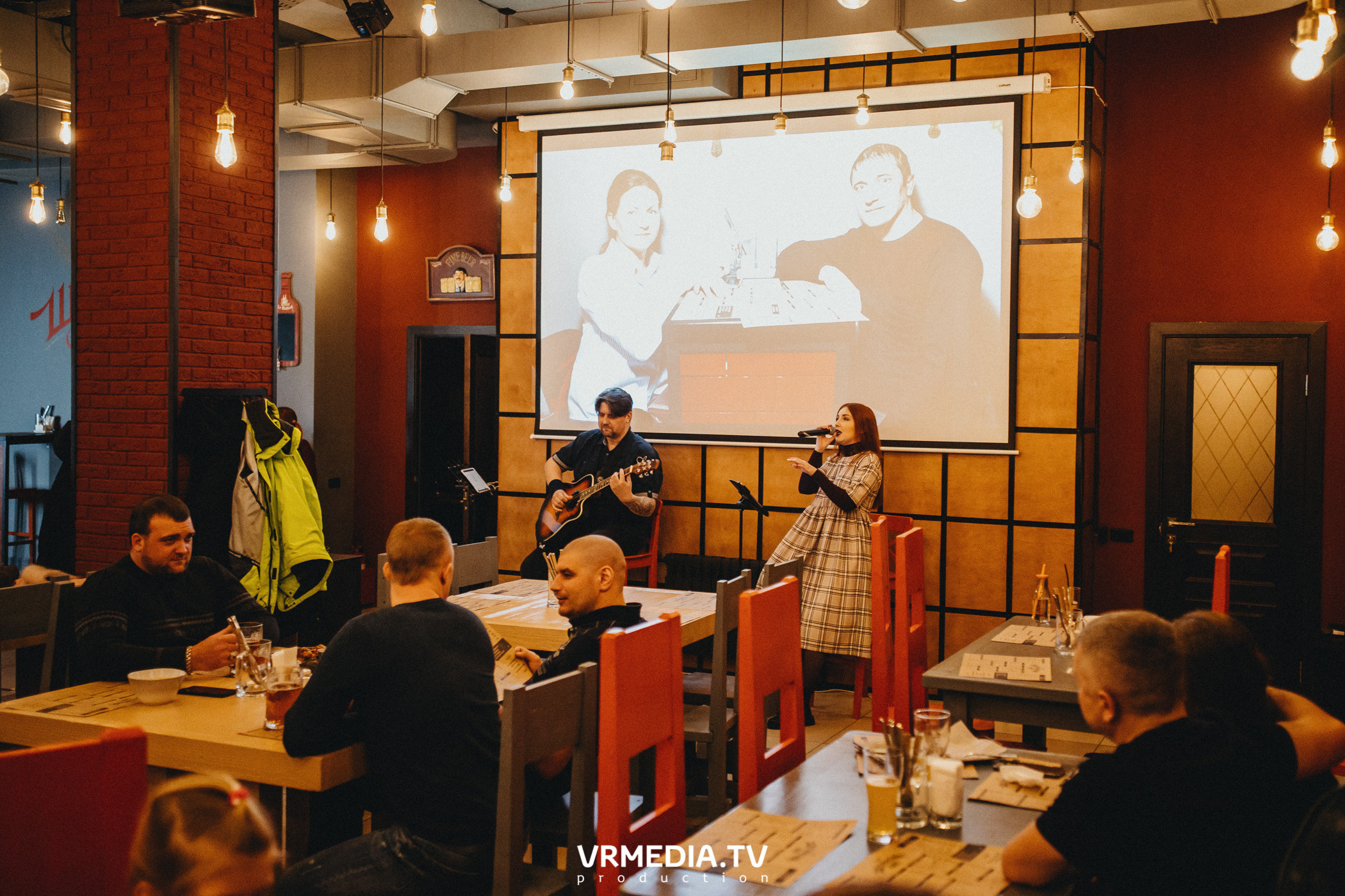 Выходные в «Щегловском баре»