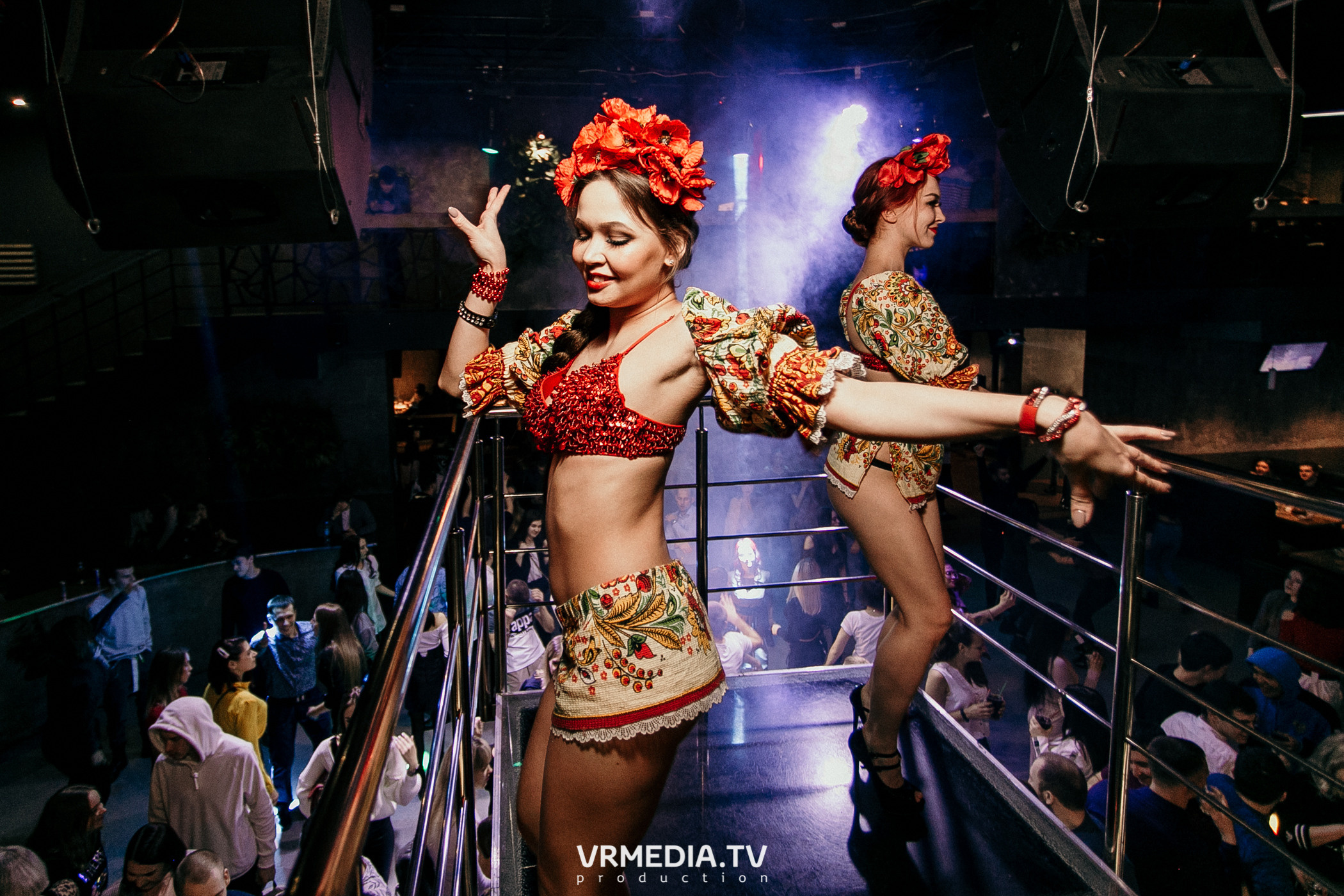 Выходные в баре «DOSKI»