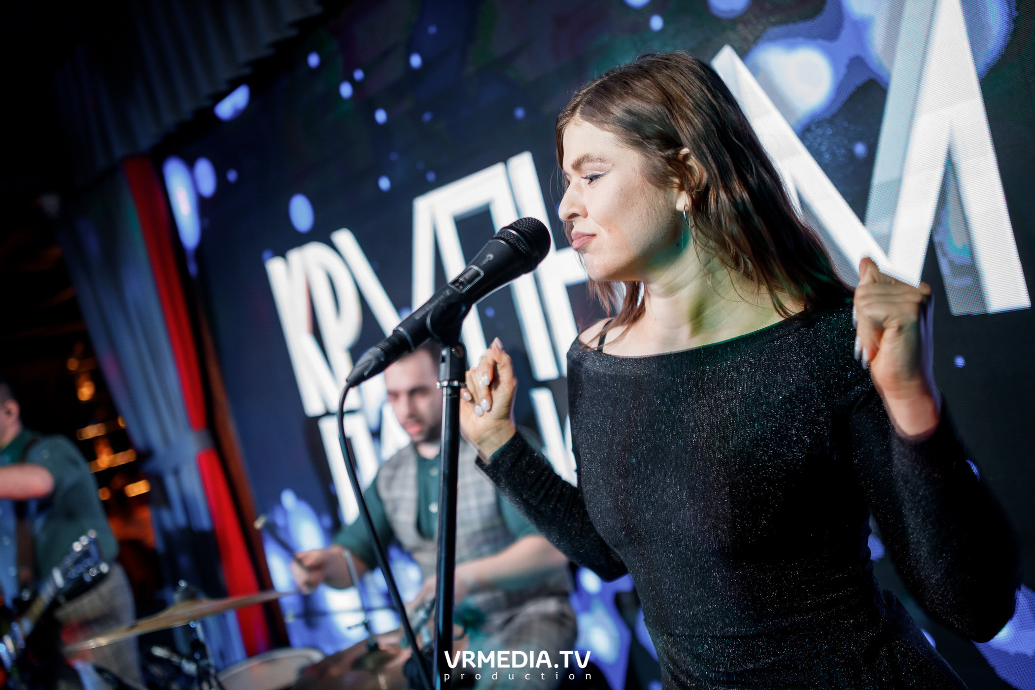 Крупным Планом в гриль-баре «Жара»