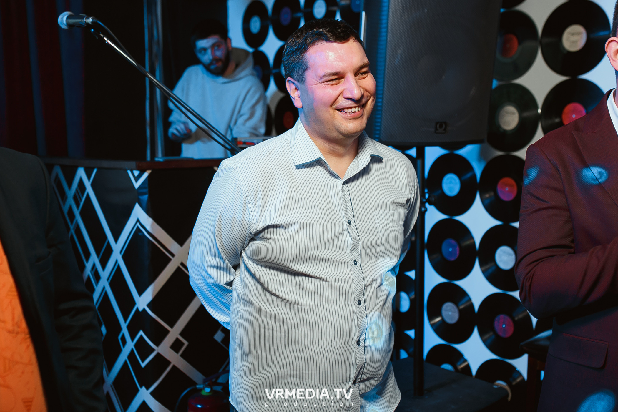 Международный женский день в караоке «Mimo Not»