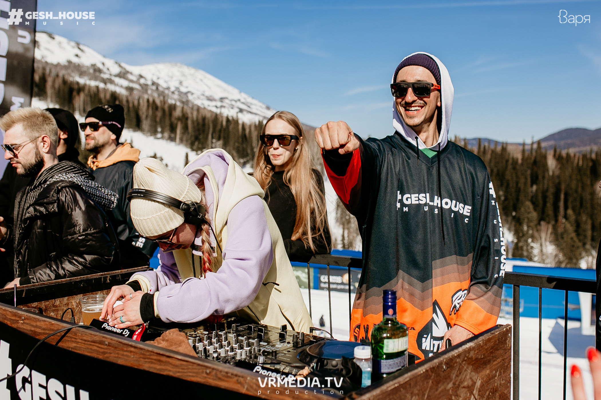 GESH HOUSE MUSIC в ВАРЯ бар