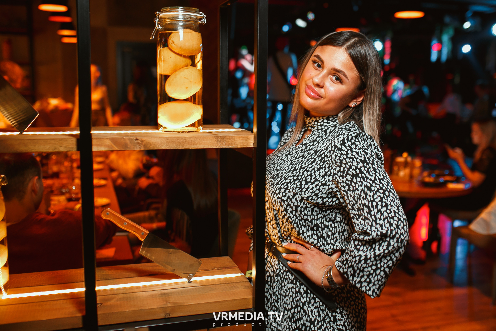 Алые Паруса в гриль-баре «Жара»