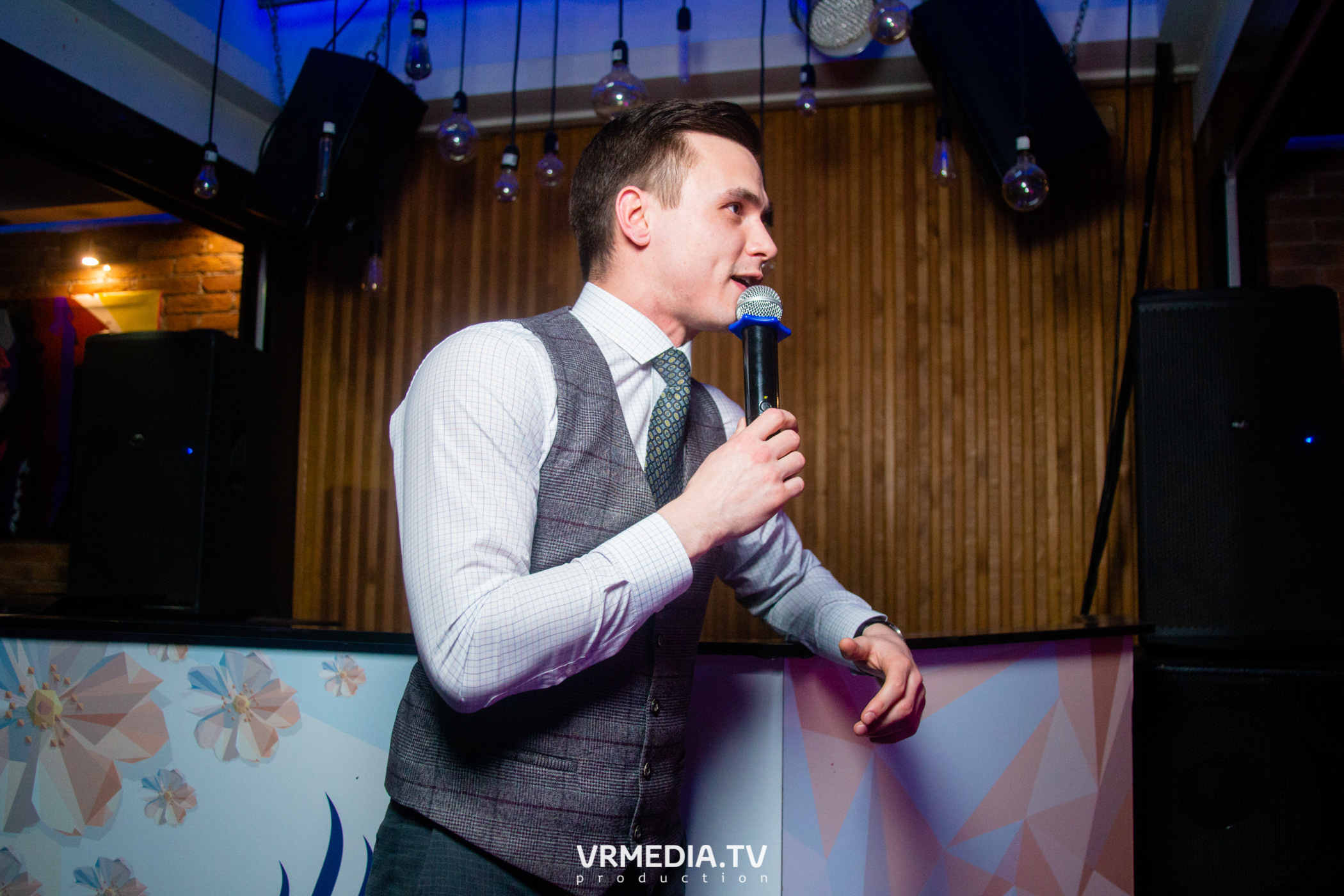 #СтихийноеКараоке в караоке-баре «Четыре стихии»