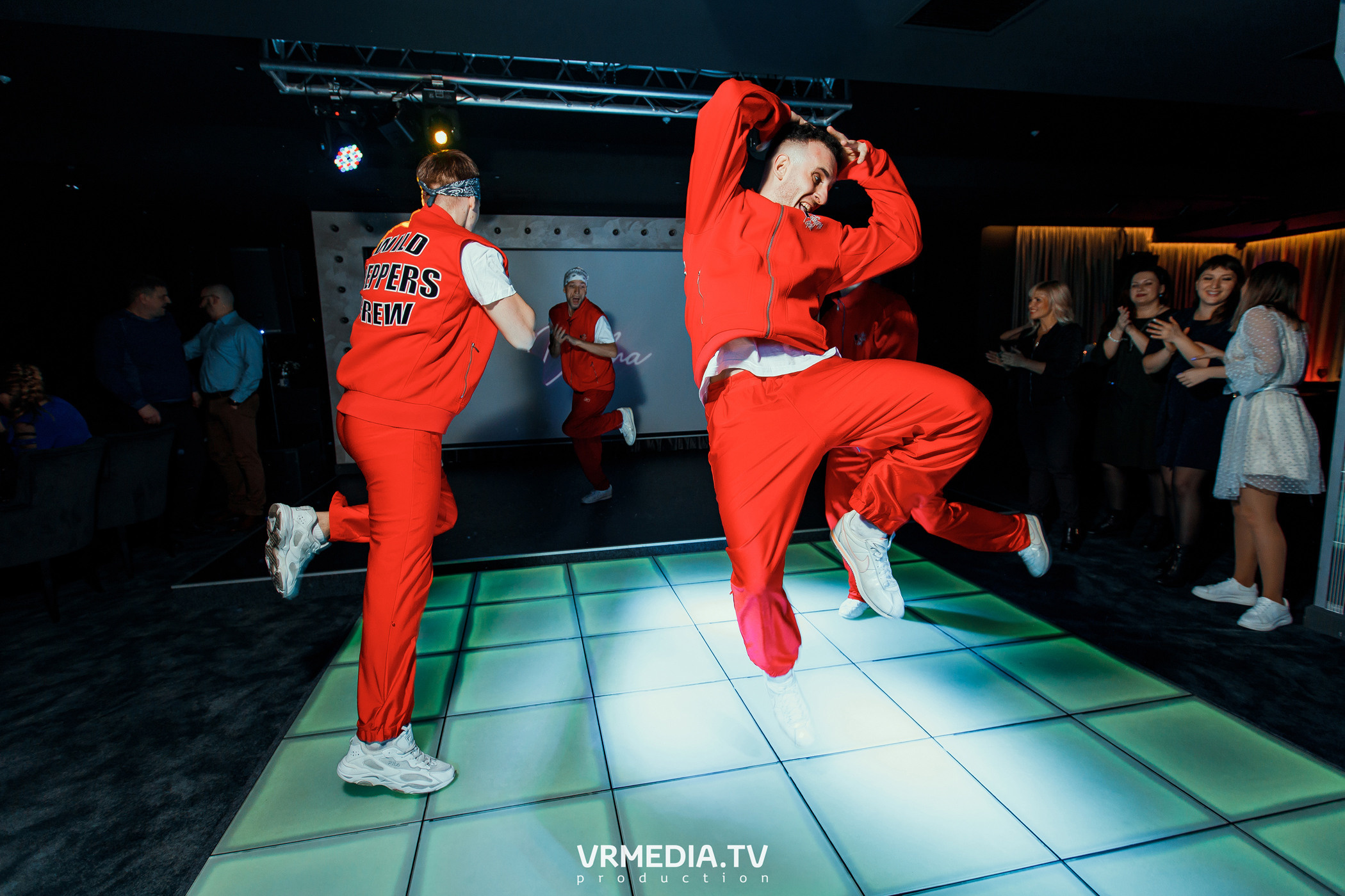 Women’s weekend в караоке «Volna»