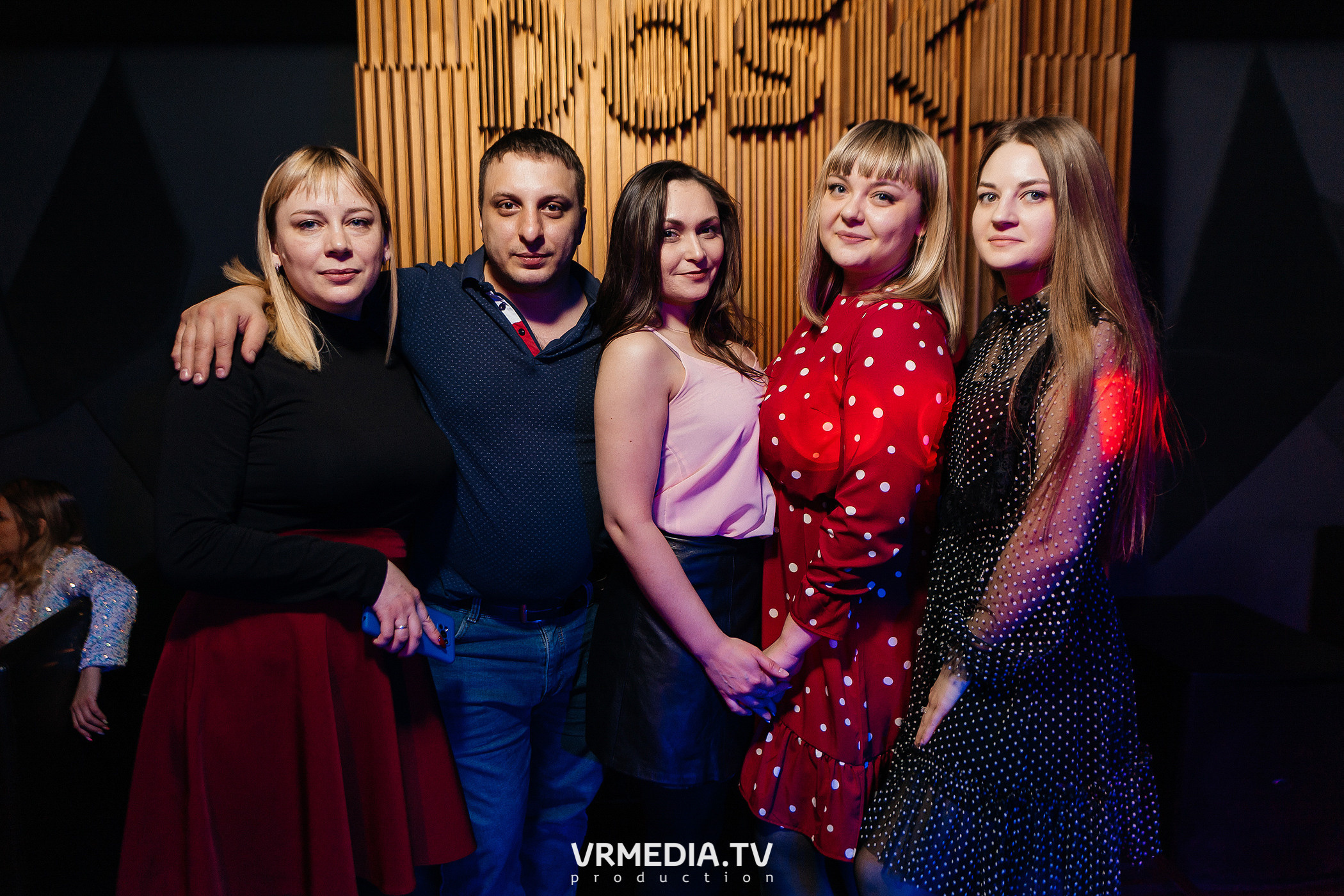 Выходные в баре «DOSKI»