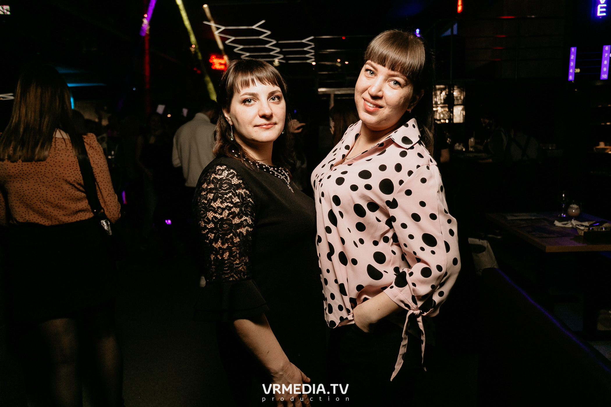 Выходные в баре «DOSKI»